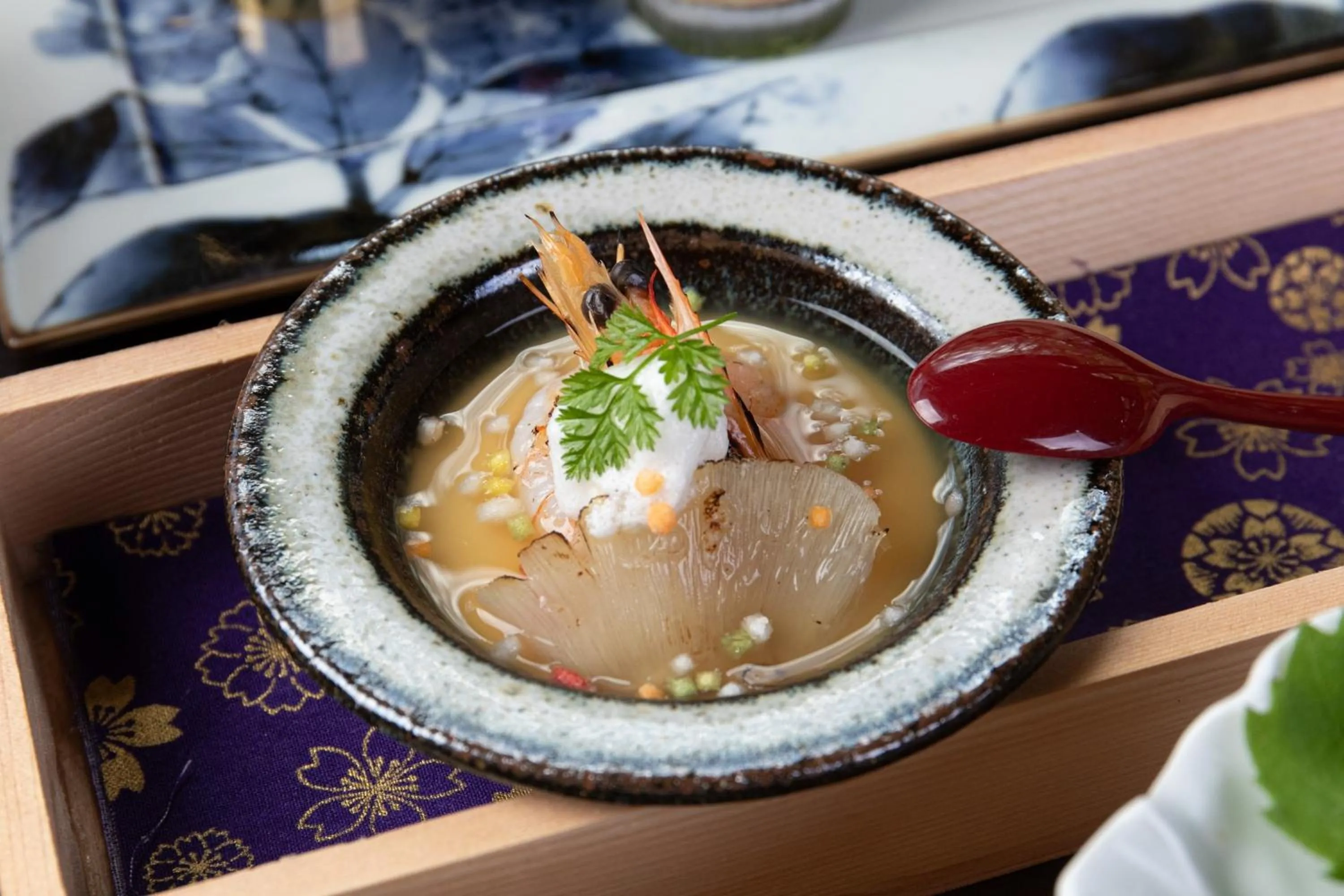 Yufuin Besso Shikisai Hotel