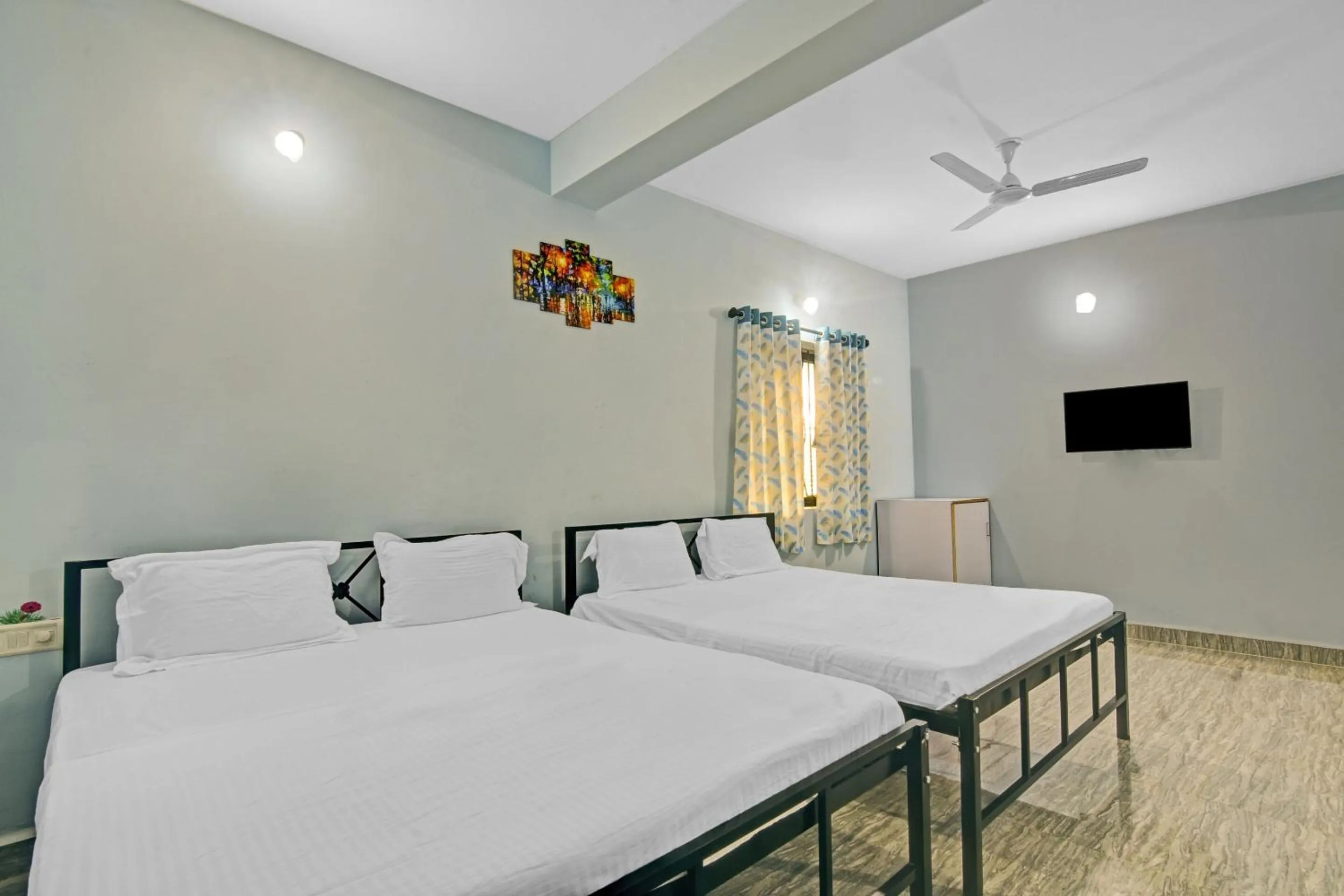 Bedroom in Hotel O by OYO Sai Leela