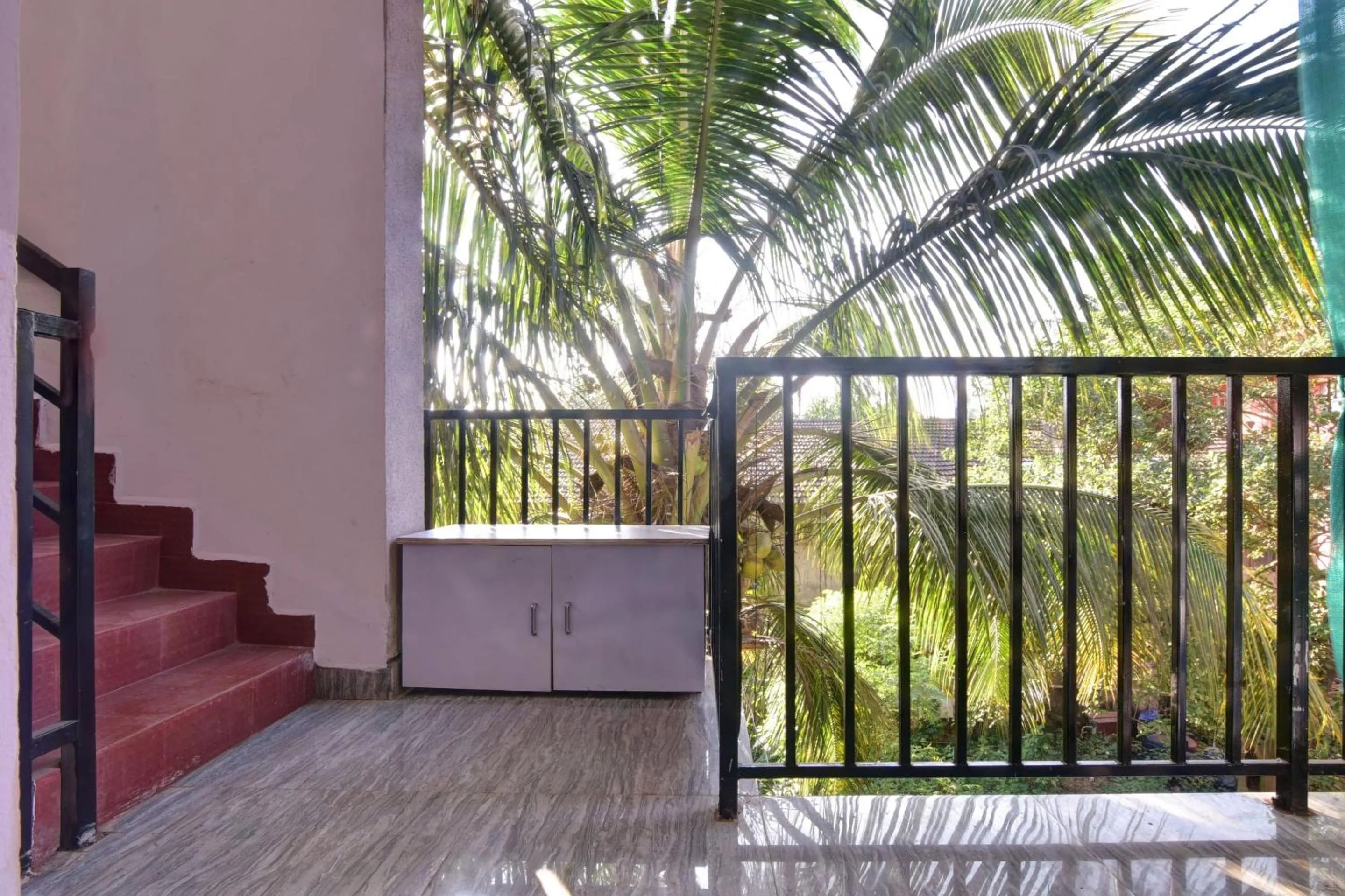 Hotel O by OYO Sai Leela