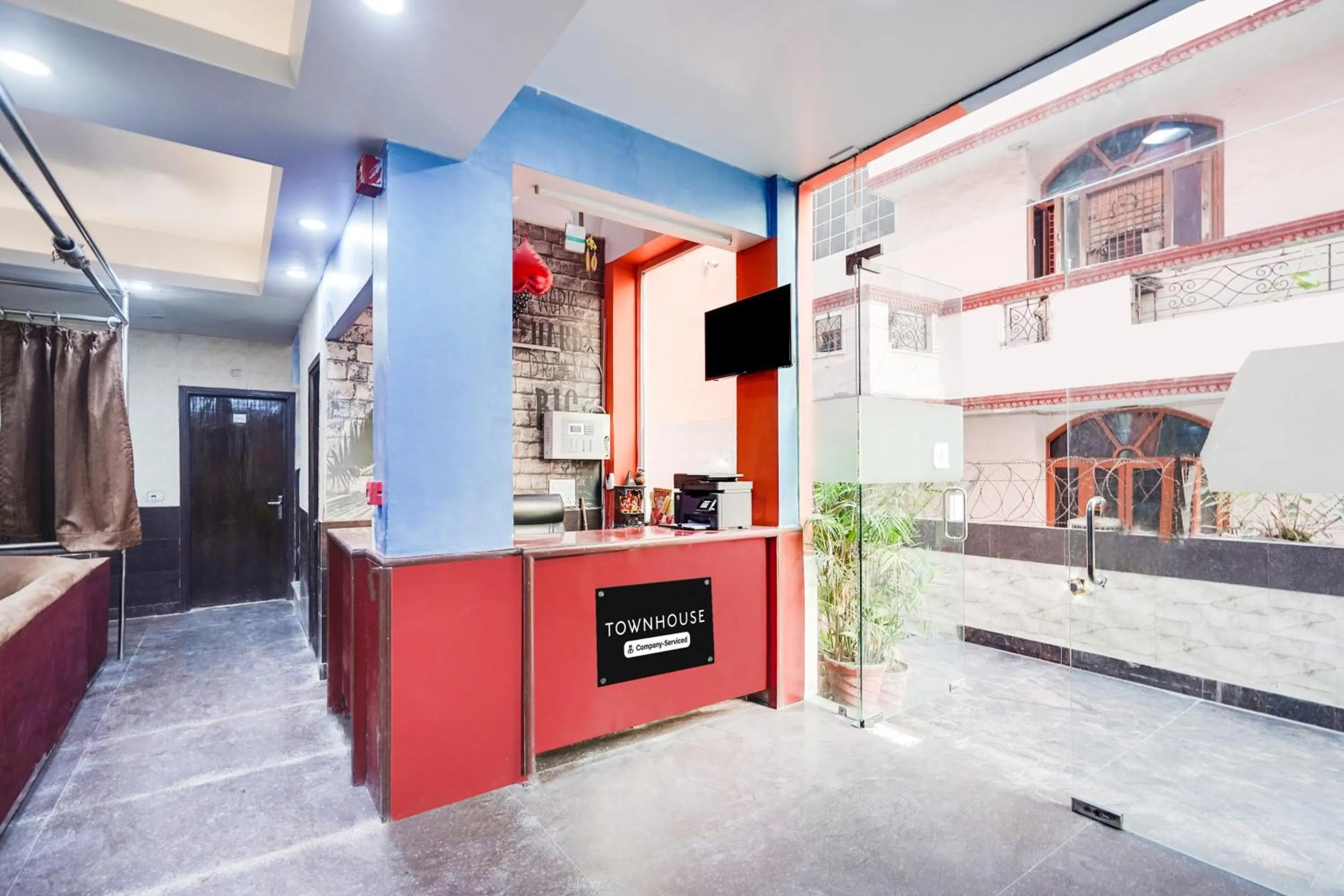 Lobby or reception in Townhouse Maithli Marg Sector 55 Formerly Red Roof