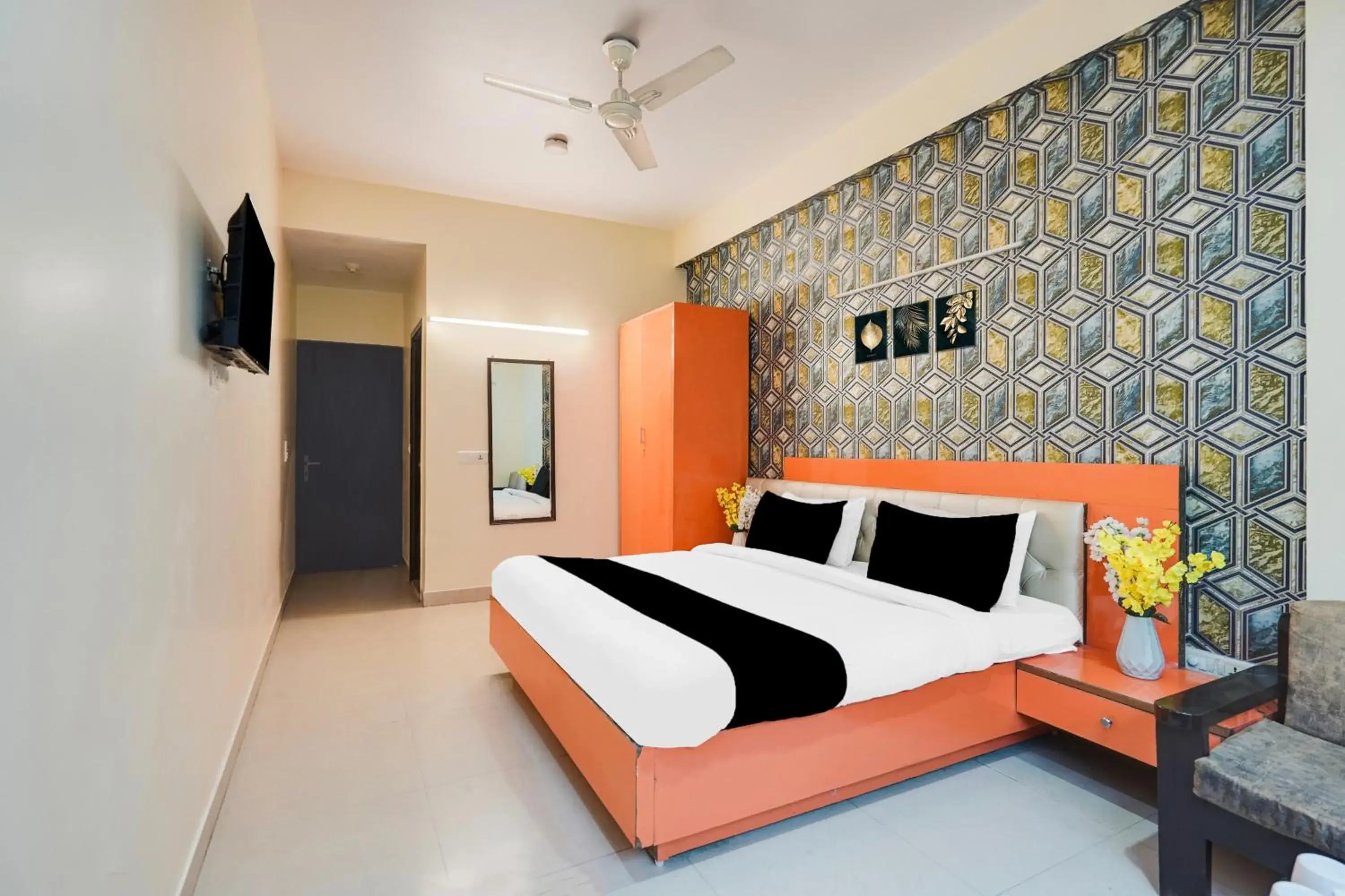 Bedroom, Bed in Super Townhouse Maithli Marg Sector 55 Formerly Red Roof Bedroom, Bed in Super Townhouse Maithli Marg Sector 55 Formerly Red Roof