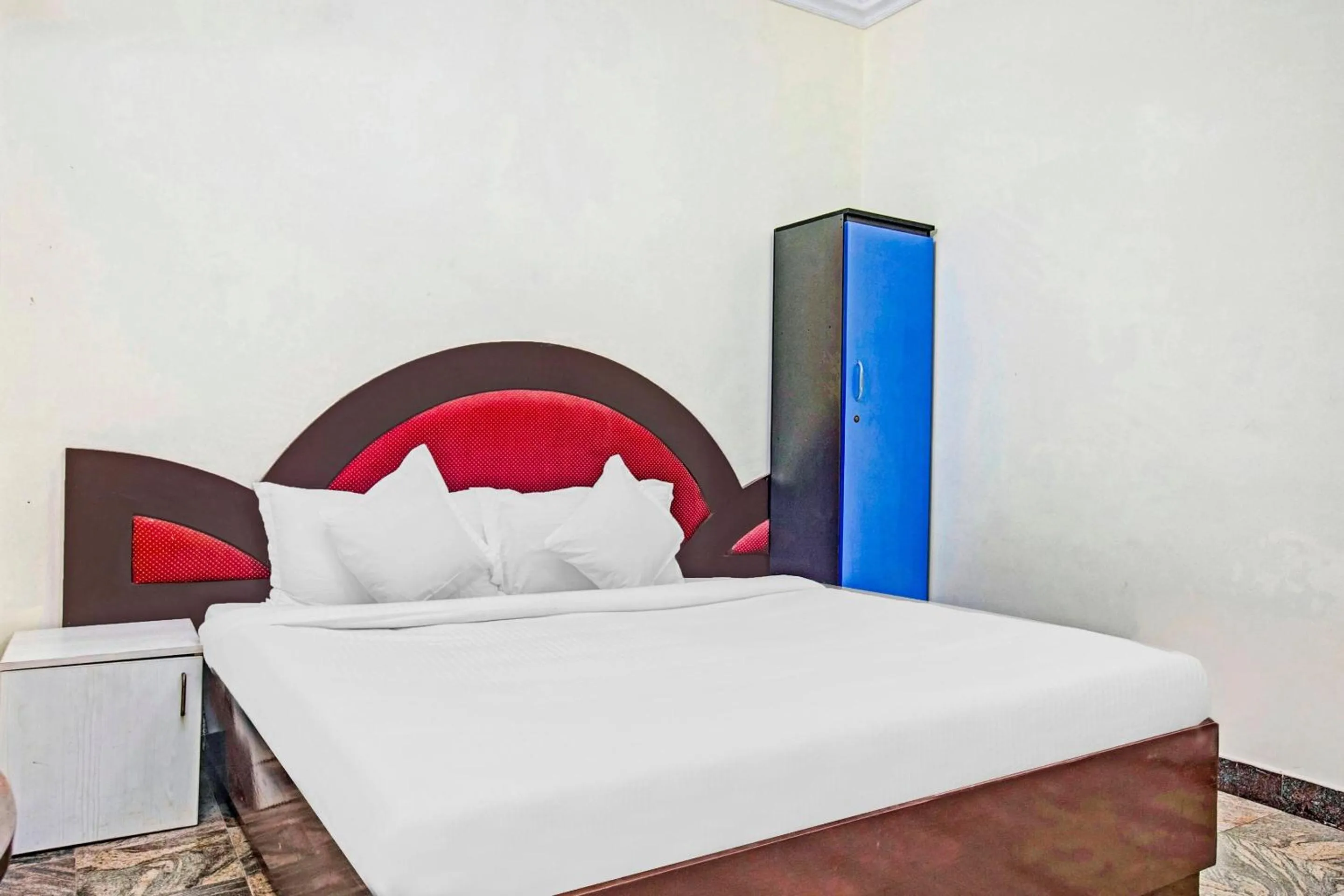 Bedroom in Hotel O Neethu Residency