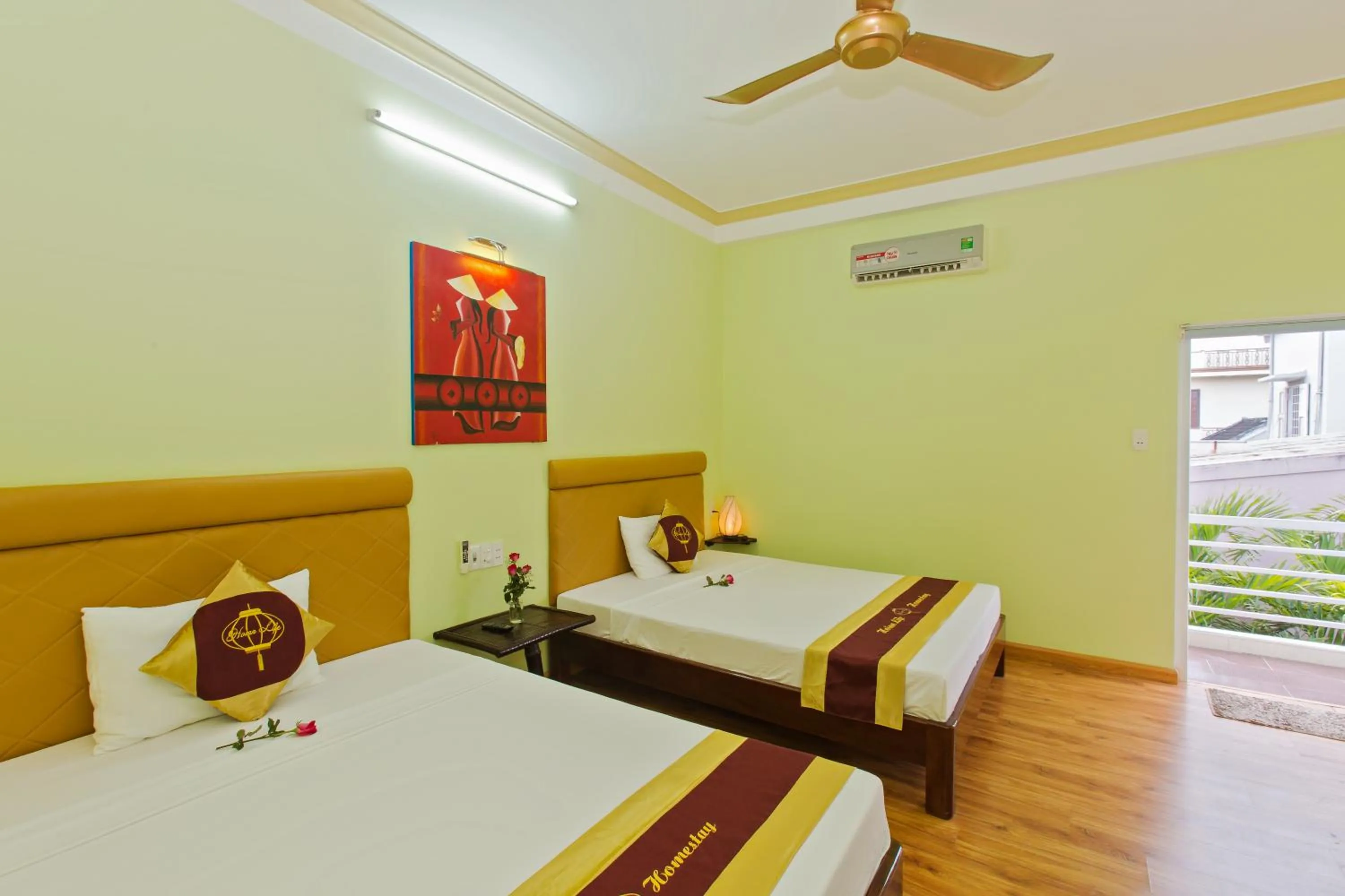 Photo of the whole room, Bed in Hoi An Life Villa