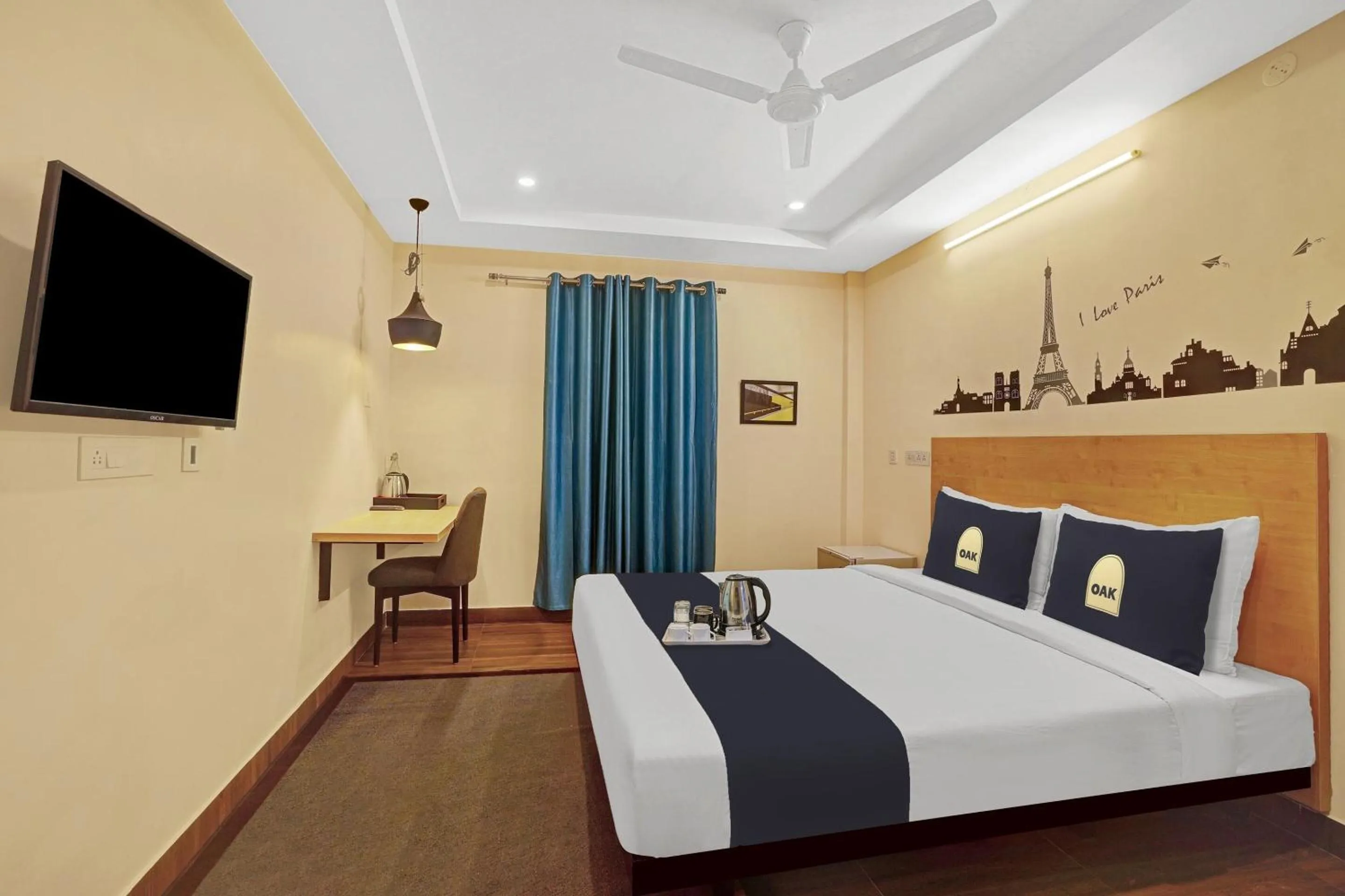 Bedroom, Bed in Capital O De Alphabet Kakinada