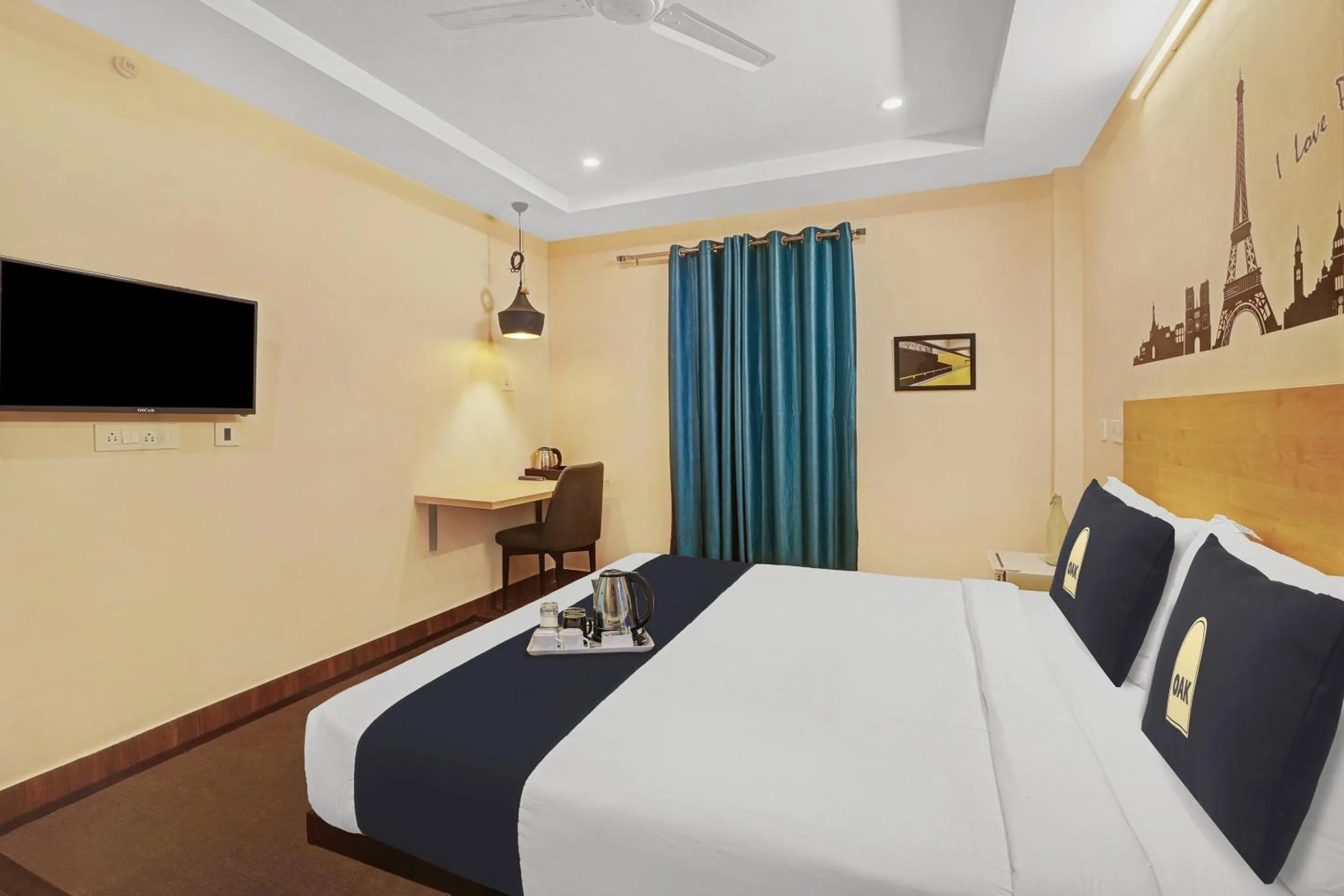 Bedroom, Bed in Capital O De Alphabet Kakinada