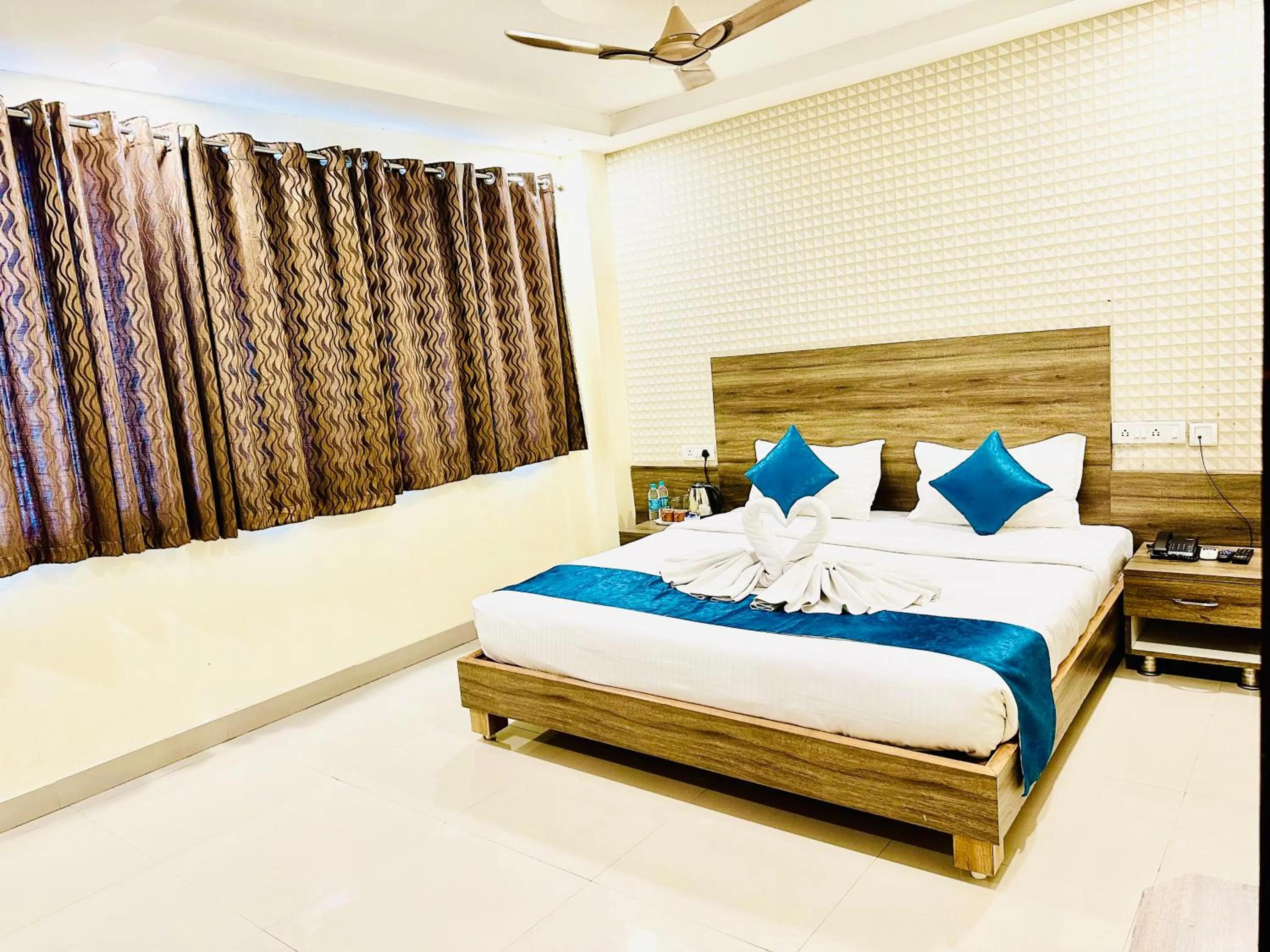 Bed in The Landmark Banjara Hills - Hyderabad