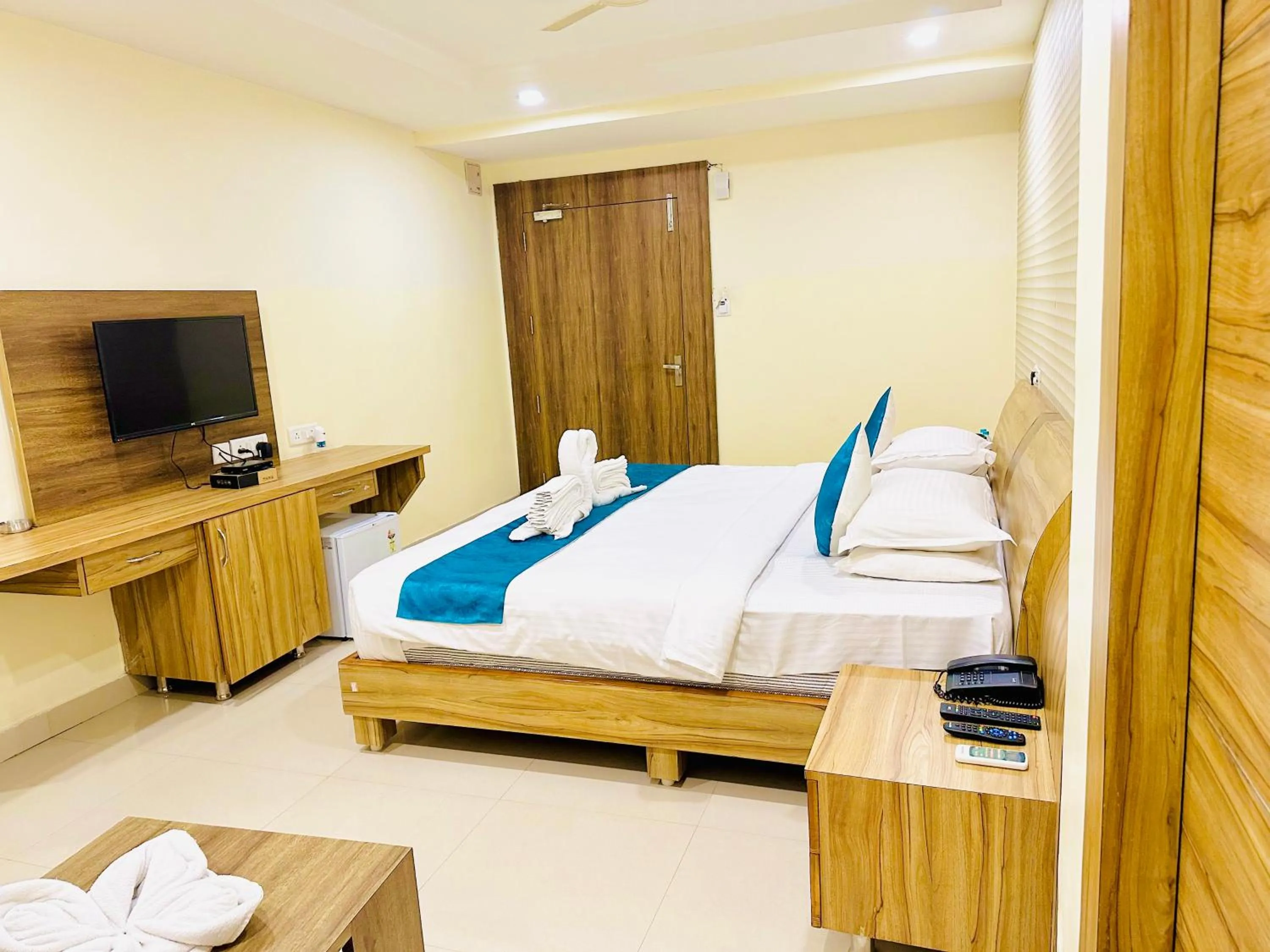 Bed in The Landmark Banjara Hills - Hyderabad