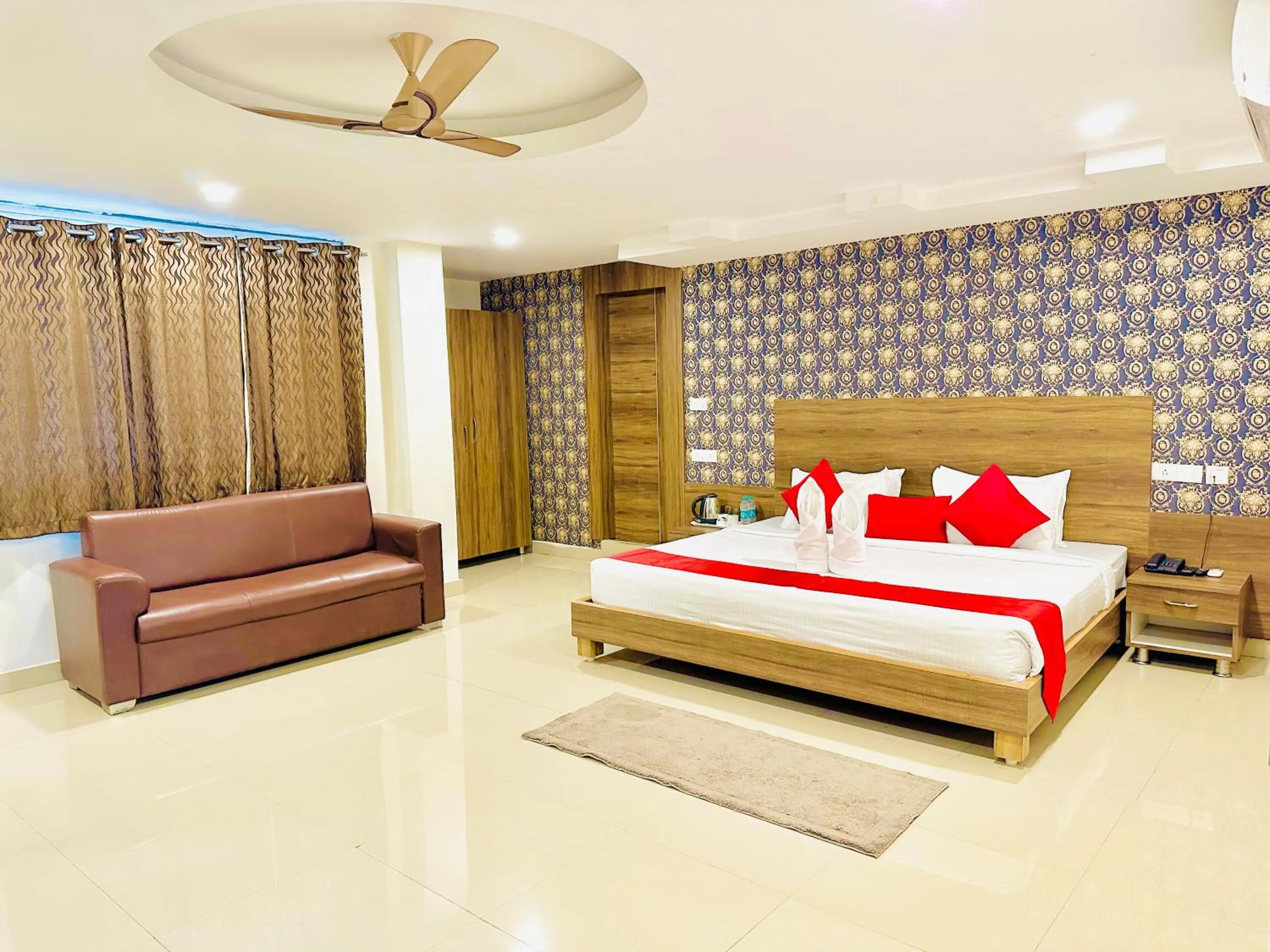 Bed in The Landmark Banjara Hills - Hyderabad