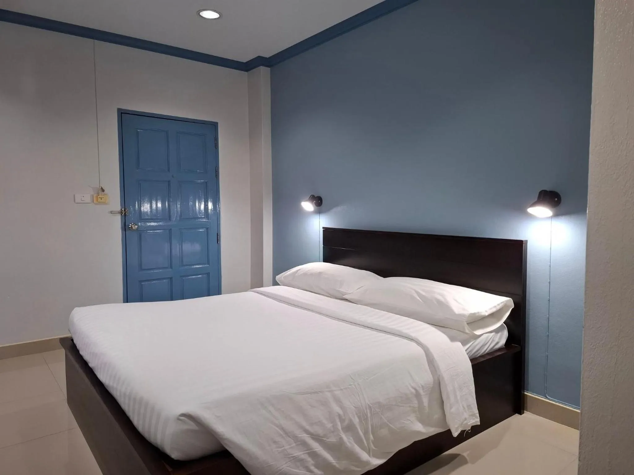 Bedroom, Bed in Garden Hill Hotel