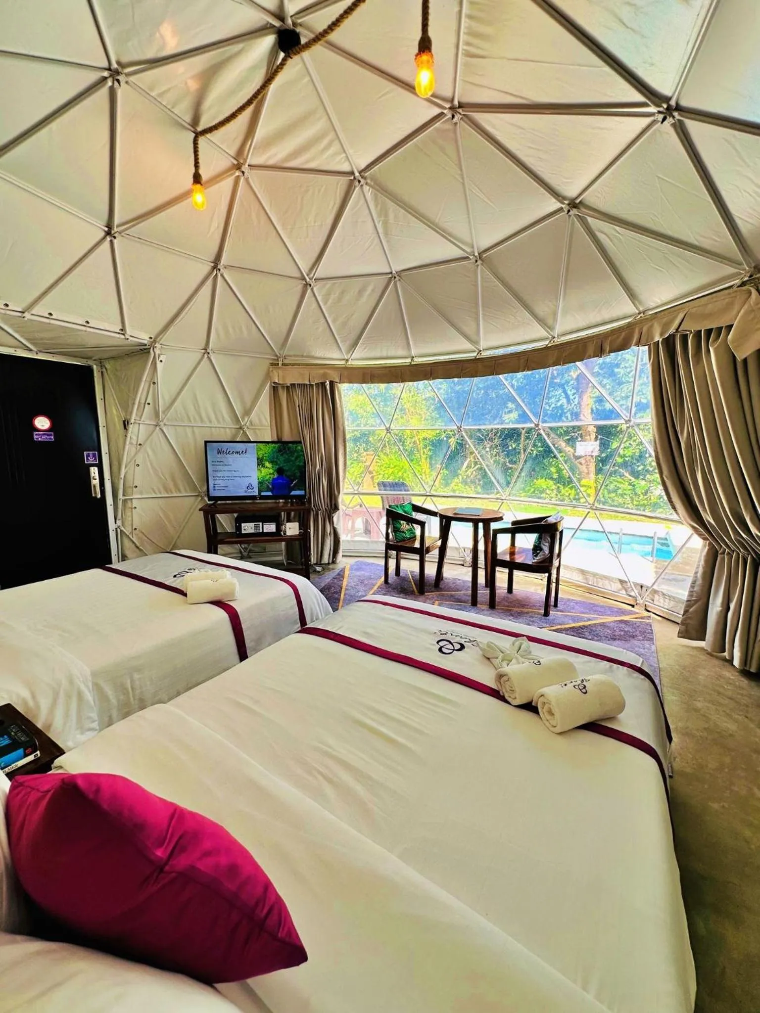 Bed in Shanti Wellness Sanctuary