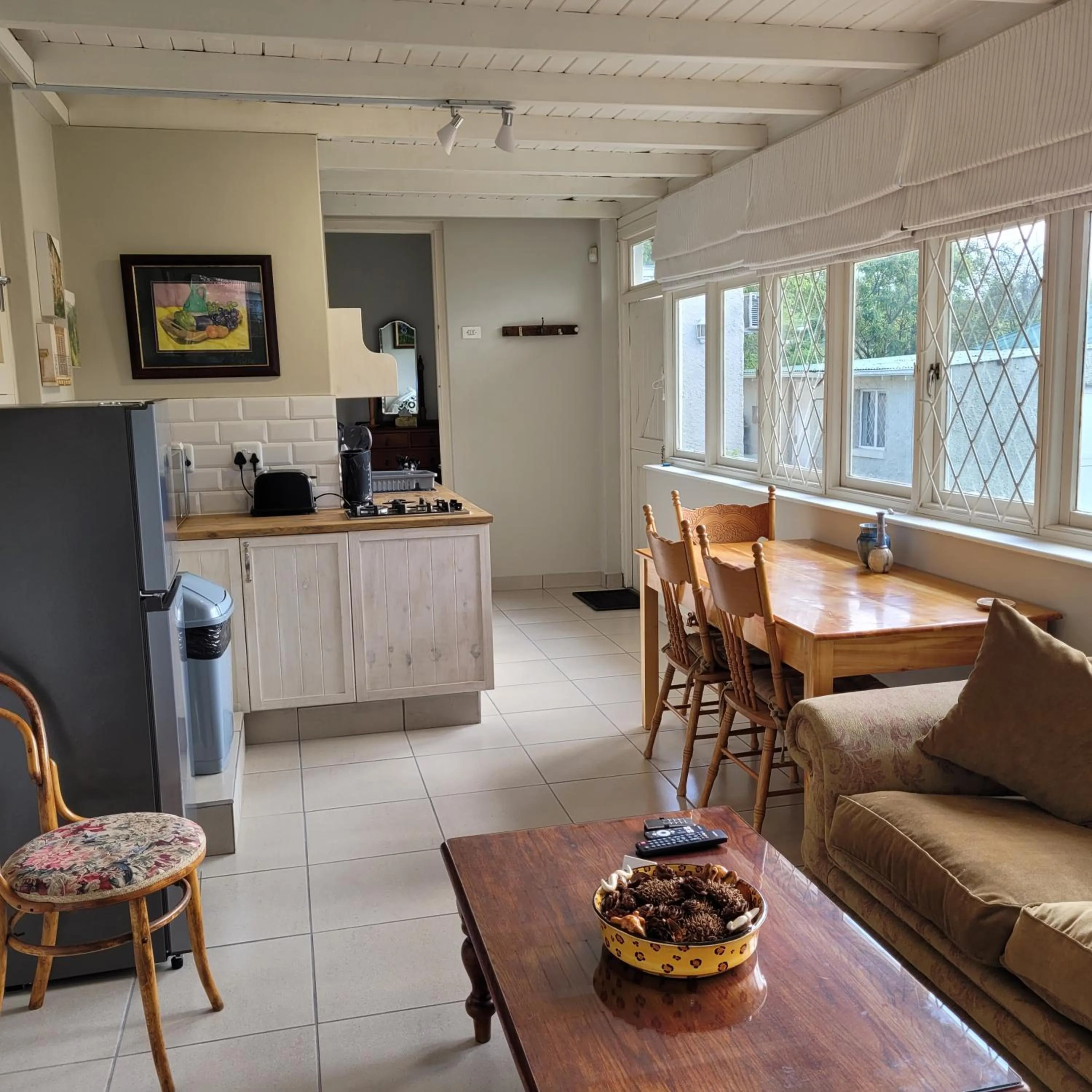Dining area in AppleBee Guest Cottages
