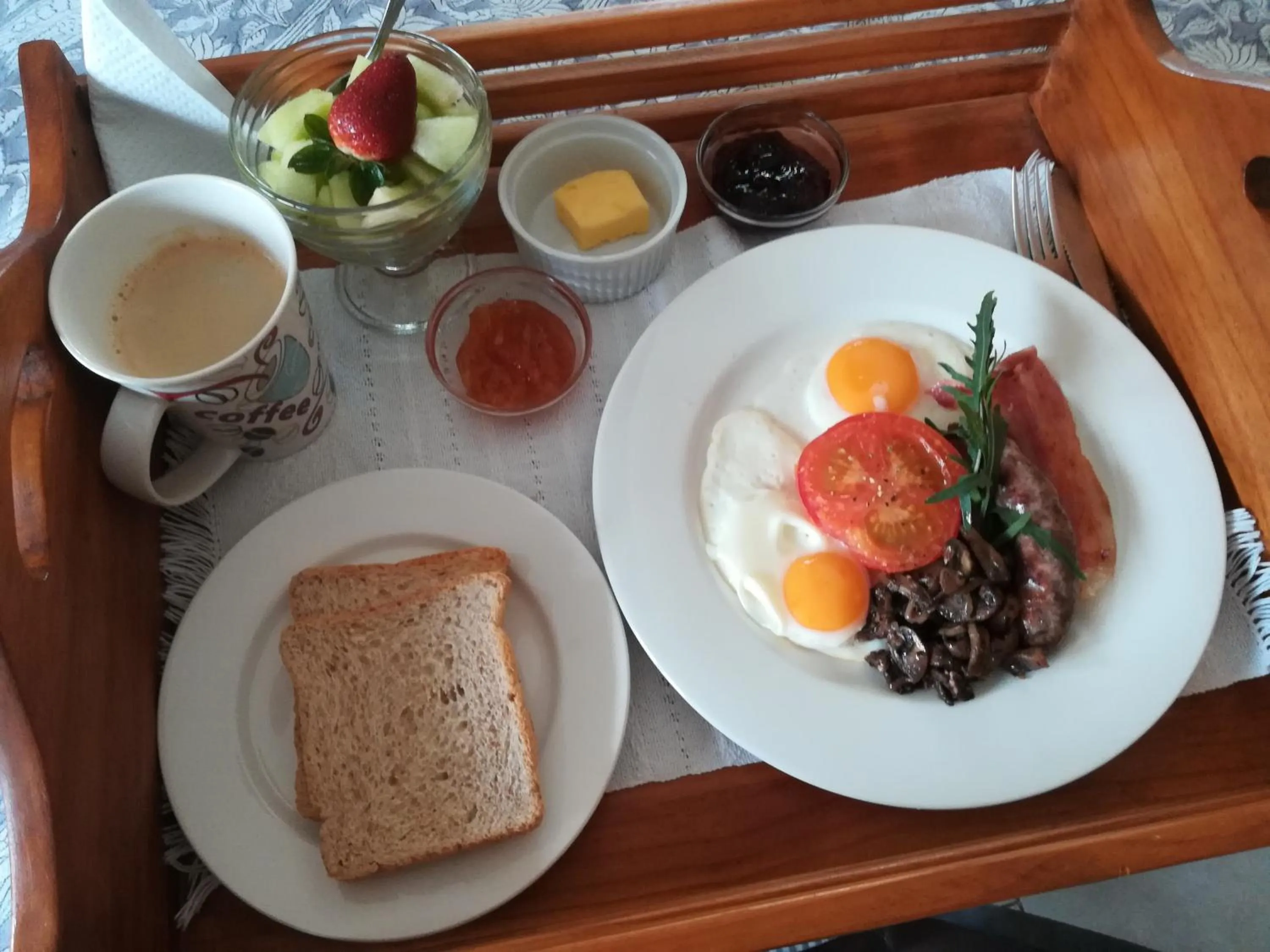 Breakfast in AppleBee Guest Cottages