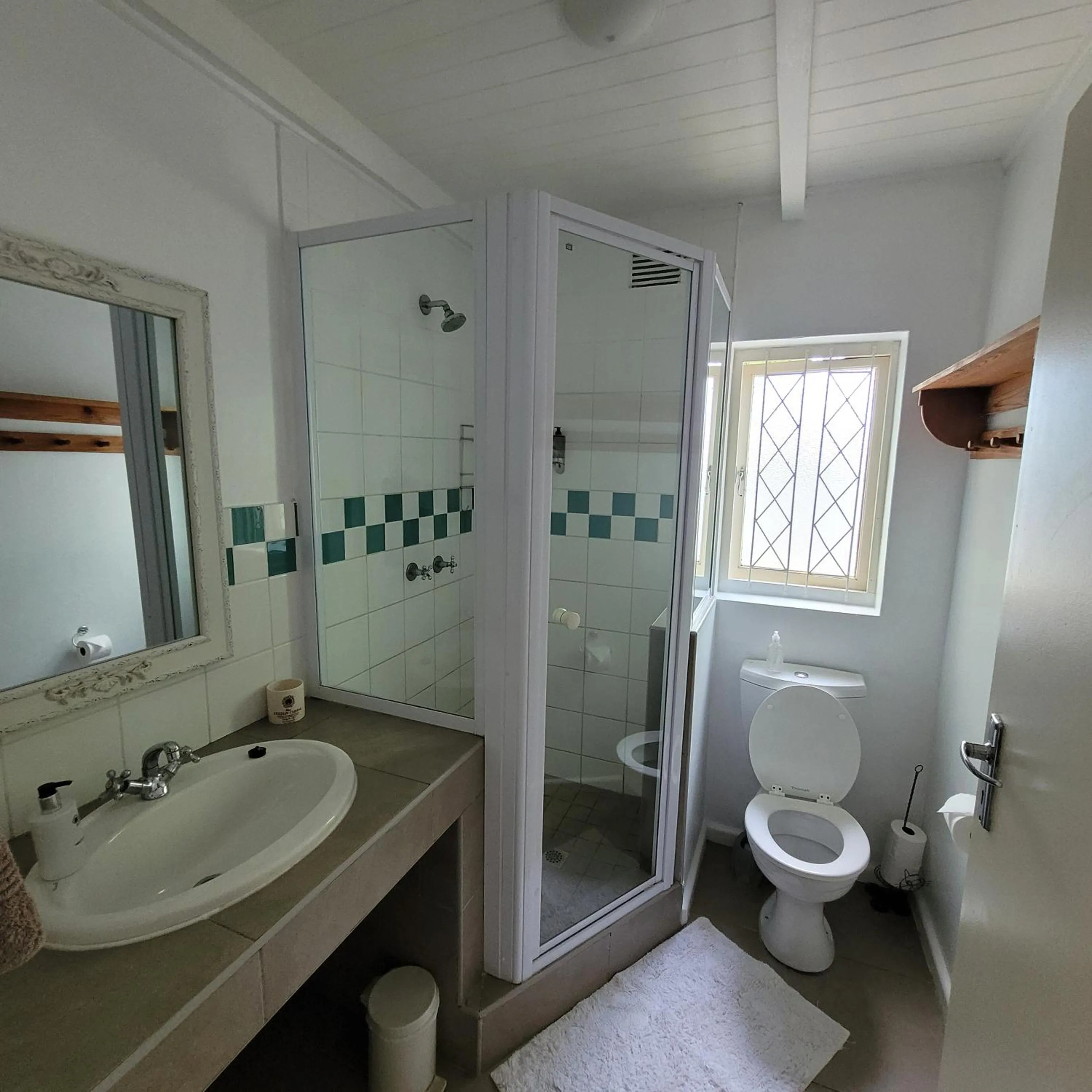 Bathroom in AppleBee Guest Cottages