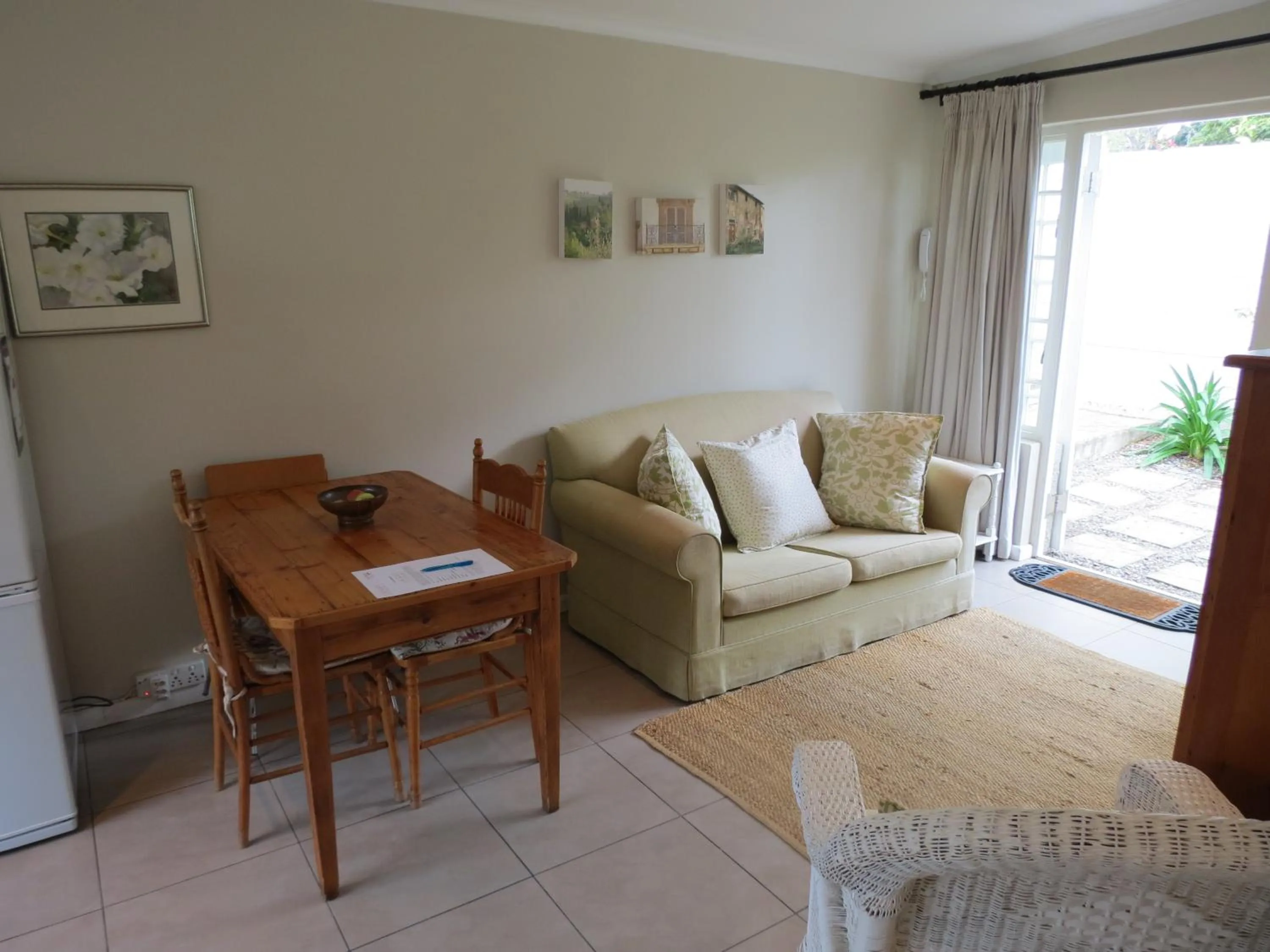 Living room in AppleBee Guest Cottages