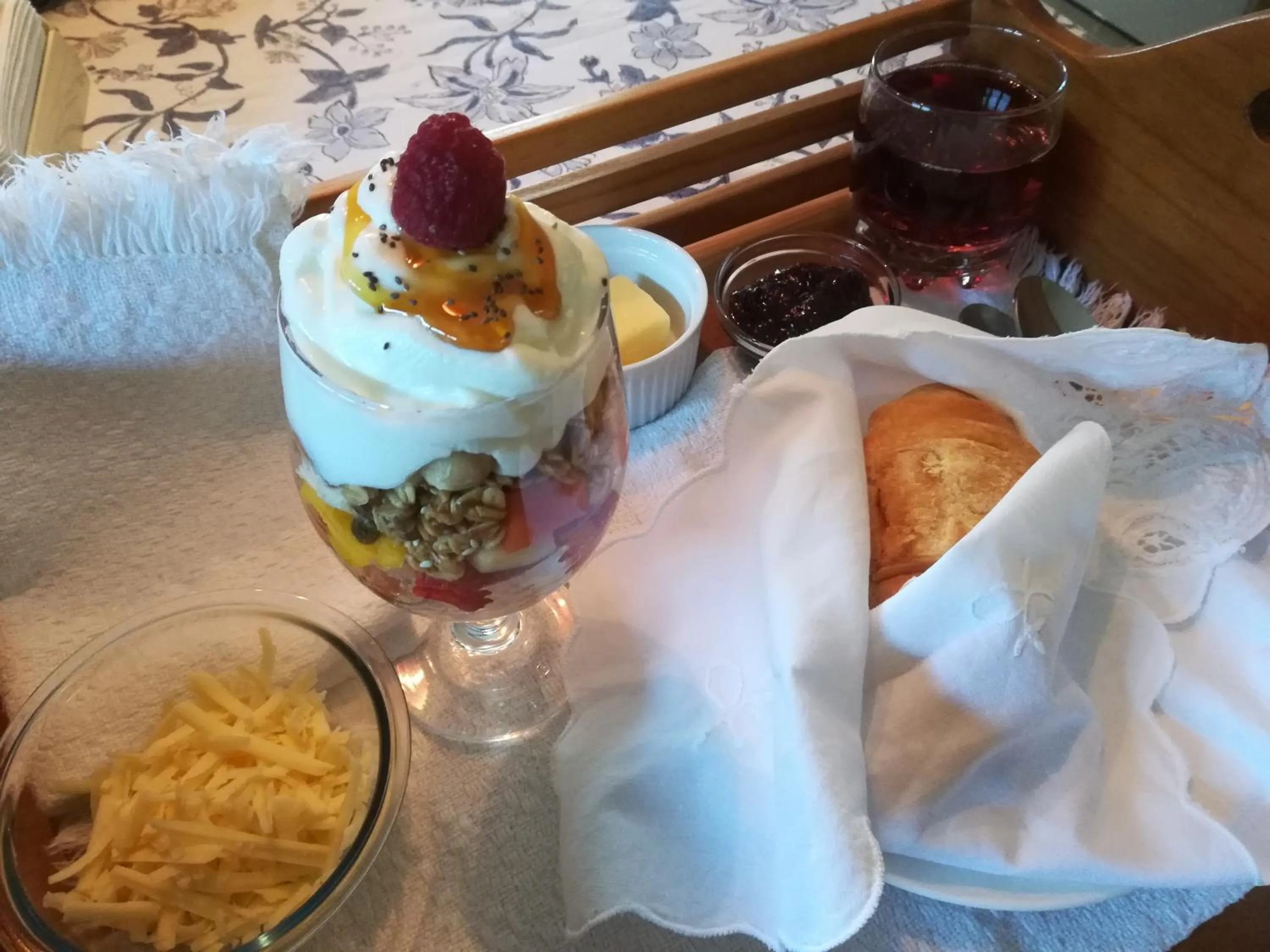 Breakfast in AppleBee Guest Cottages