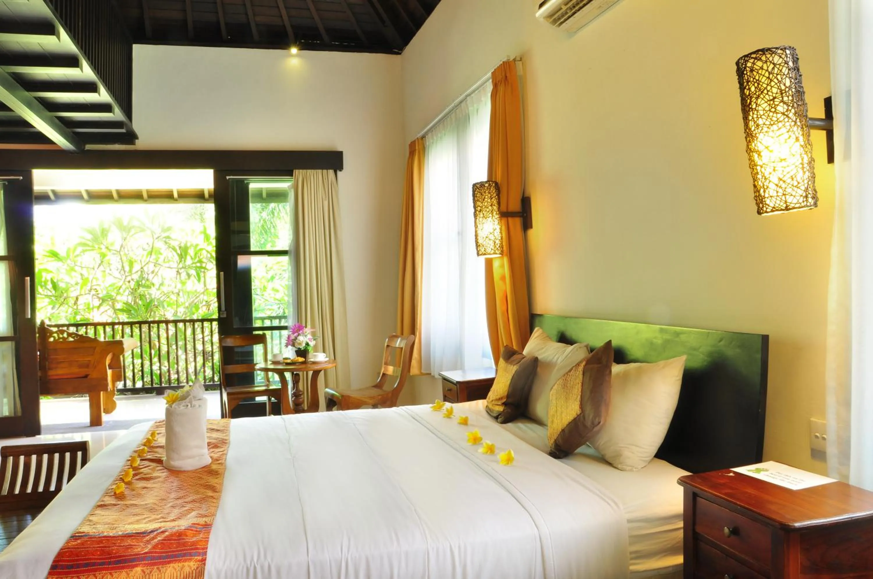 Bedroom, Bed in Sari Villa Sanur Beach