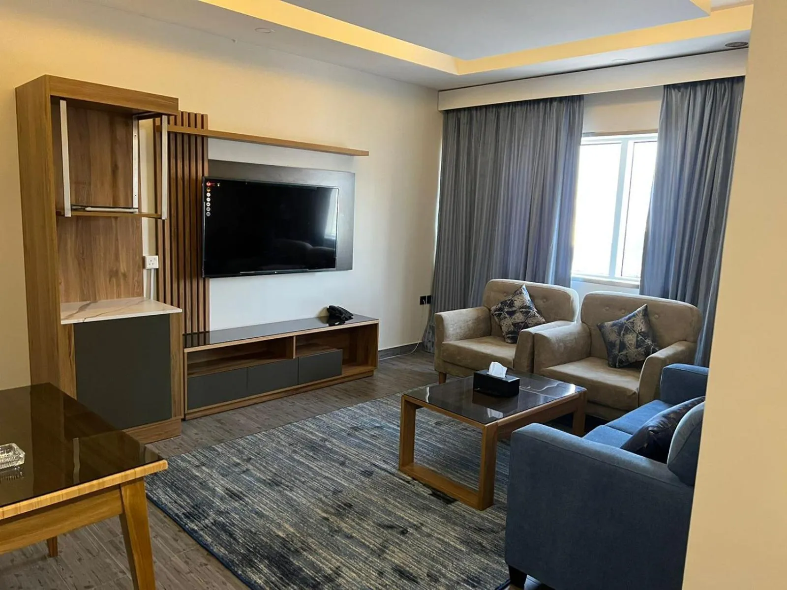 PRIMOTEL Elite As Salamah - Serviced Apartments