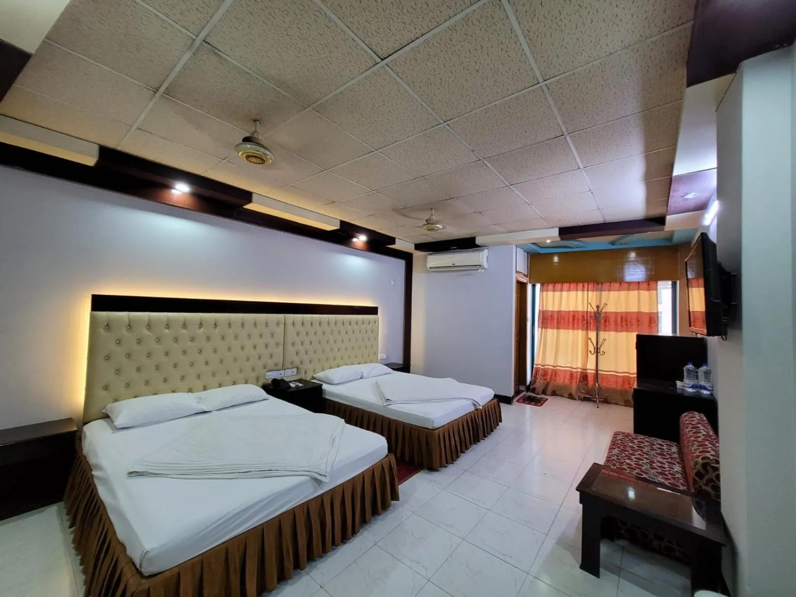 Bed in Hotel Sea World Cox's Bazar