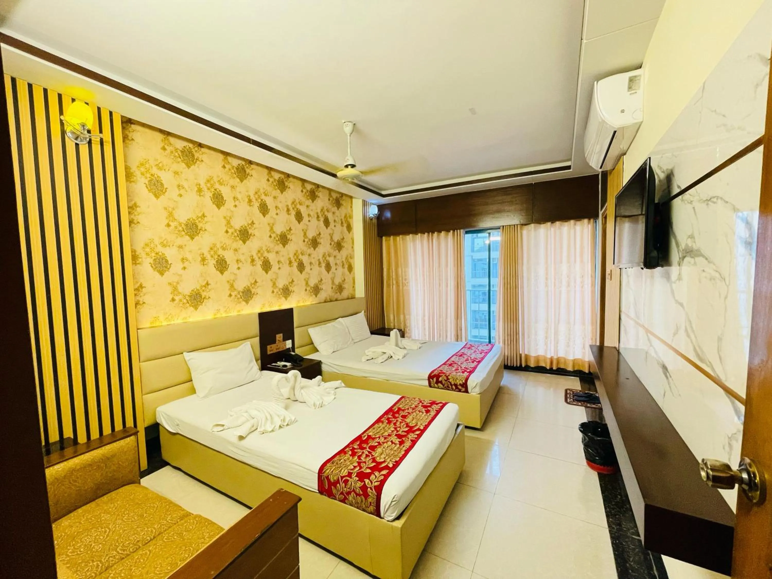 Bed in Hotel Sea World Cox's Bazar