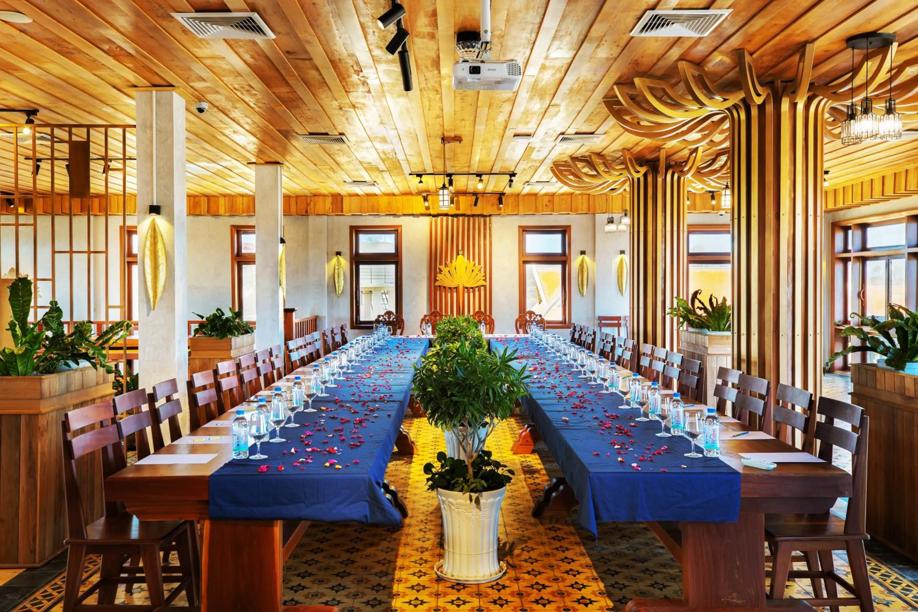 Meeting/conference room in KNN RESORT Mondulkiri