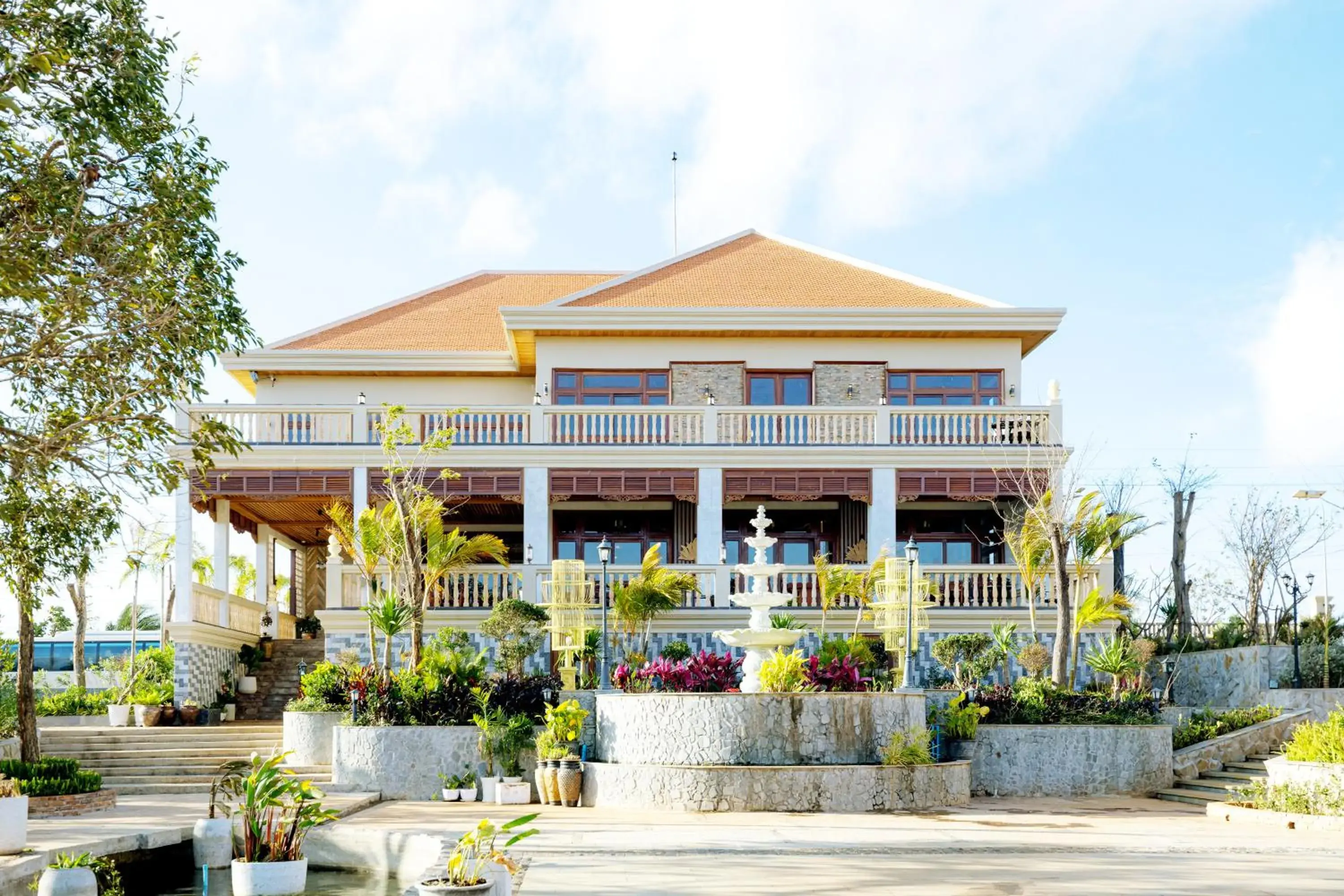 Restaurant/places to eat in KNN RESORT Mondulkiri Restaurant/places to eat in KNN RESORT Mondulkiri