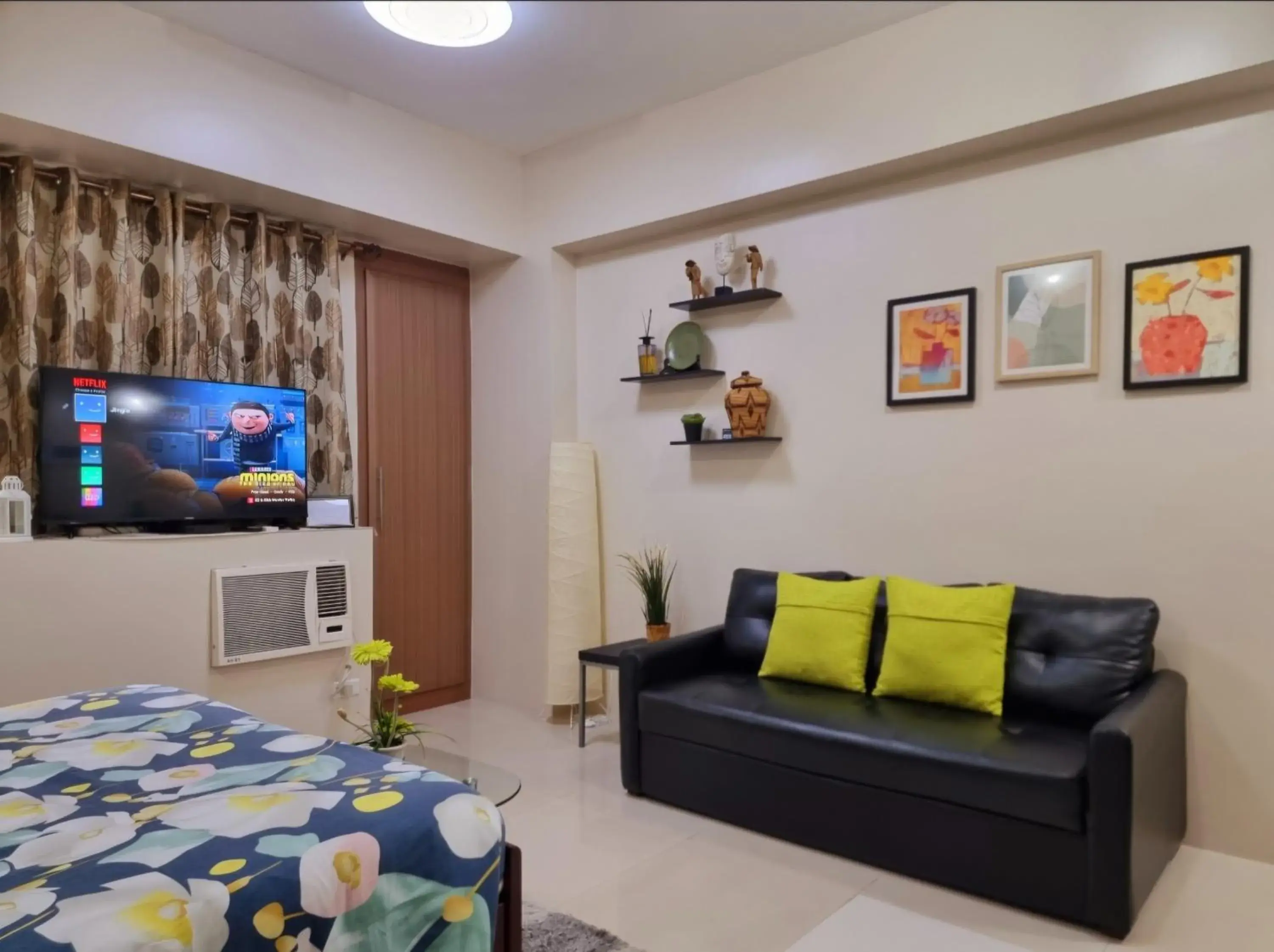 Bed in One Palm Tree Villas Condo Across NAIA Terminal 3 Bed in One Palm Tree Villas Condo Across NAIA Terminal 3