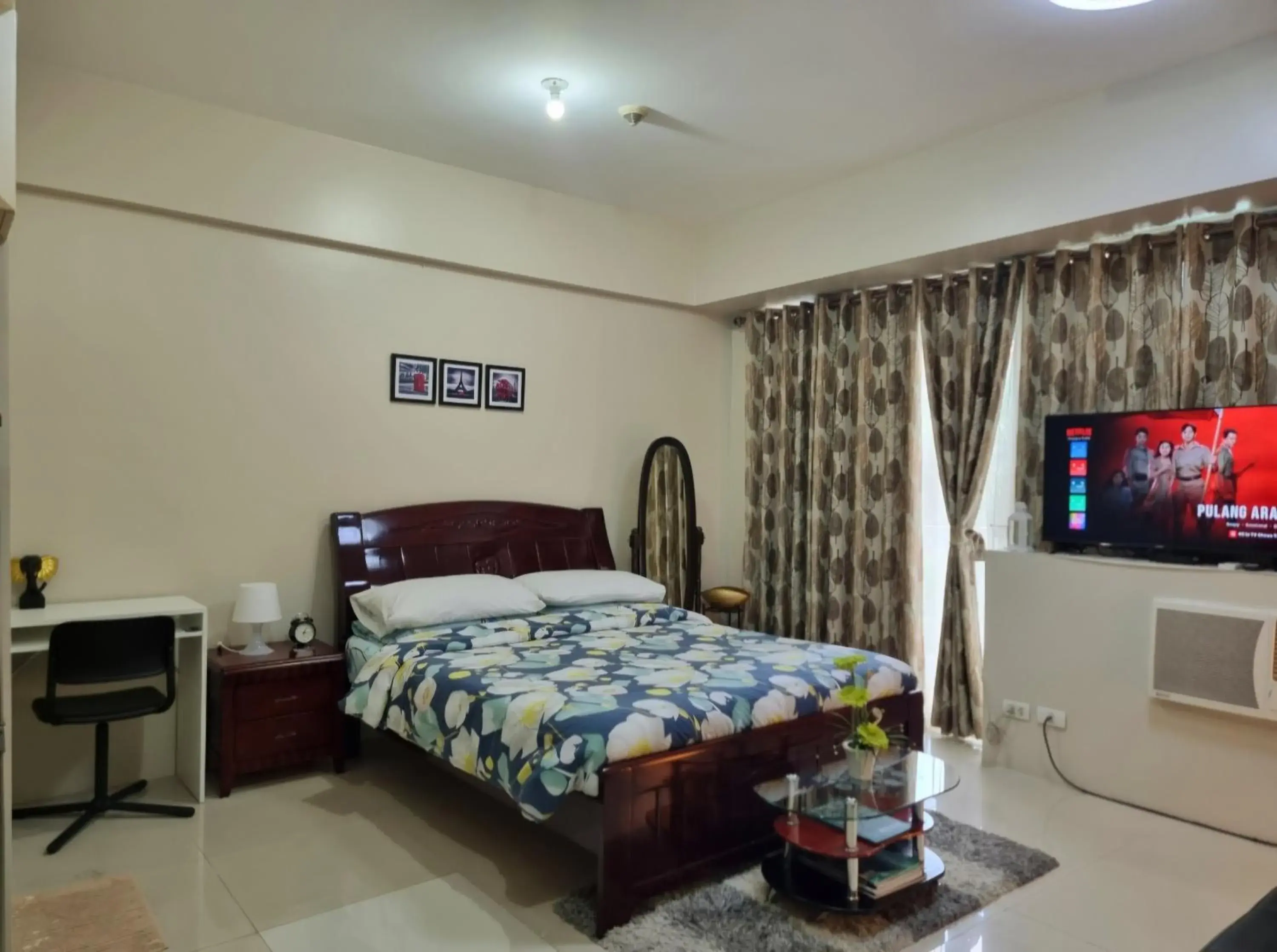 Bed in One Palm Tree Villas Condo Across NAIA Terminal 3 Bed in One Palm Tree Villas Condo Across NAIA Terminal 3