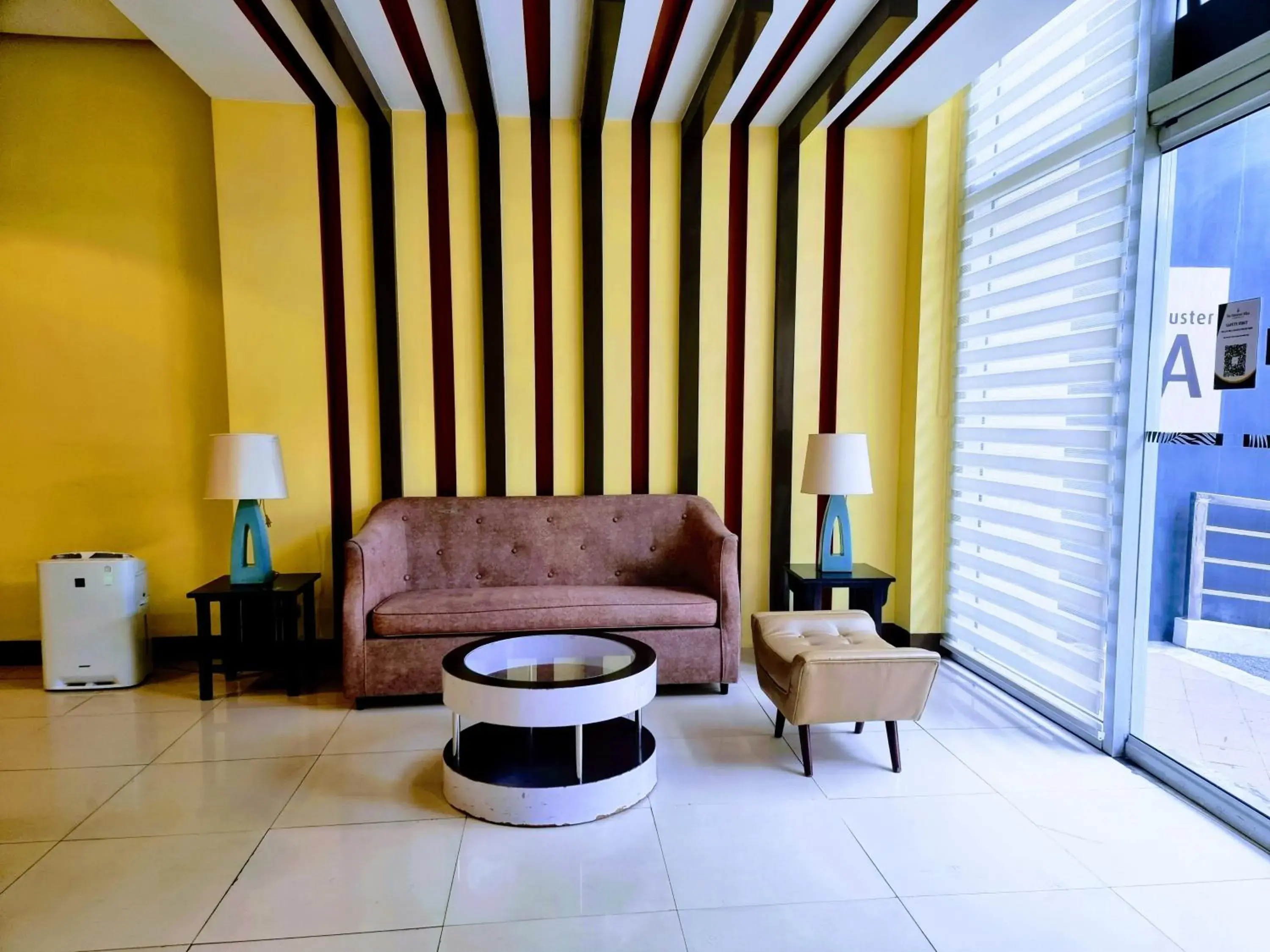 Lobby or reception in One Palm Tree Villas Condo Across NAIA Terminal 3 Lobby or reception in One Palm Tree Villas Condo Across NAIA Terminal 3