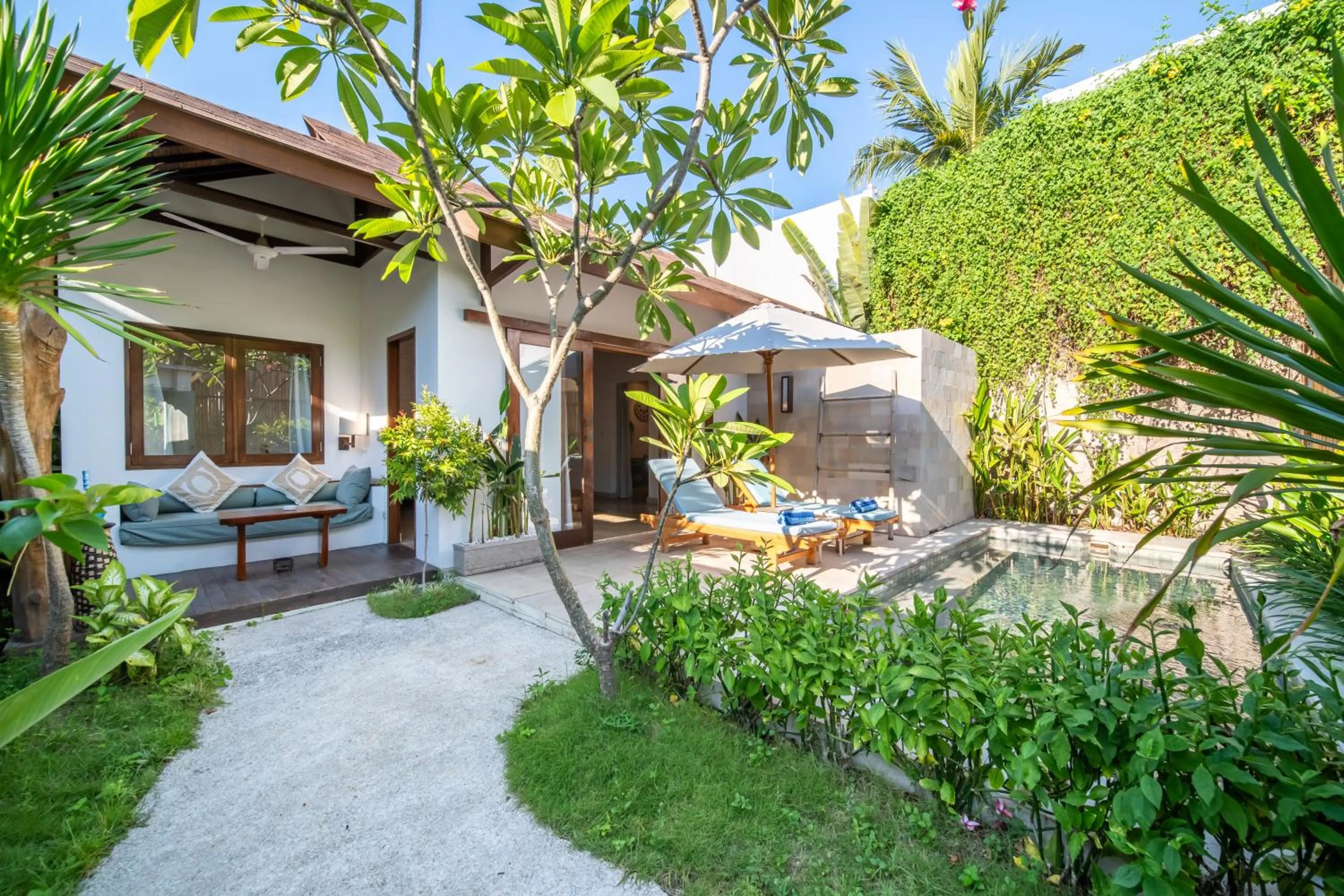 Swimming pool in Wilson's Retreat