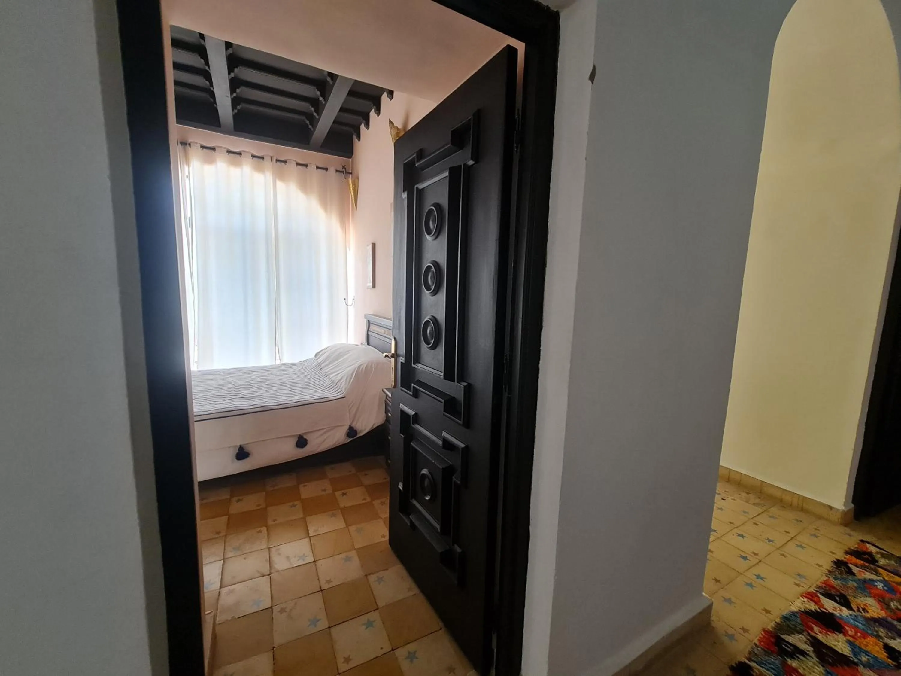 Facade/entrance, Bed in Targafit Hotel & Hammam