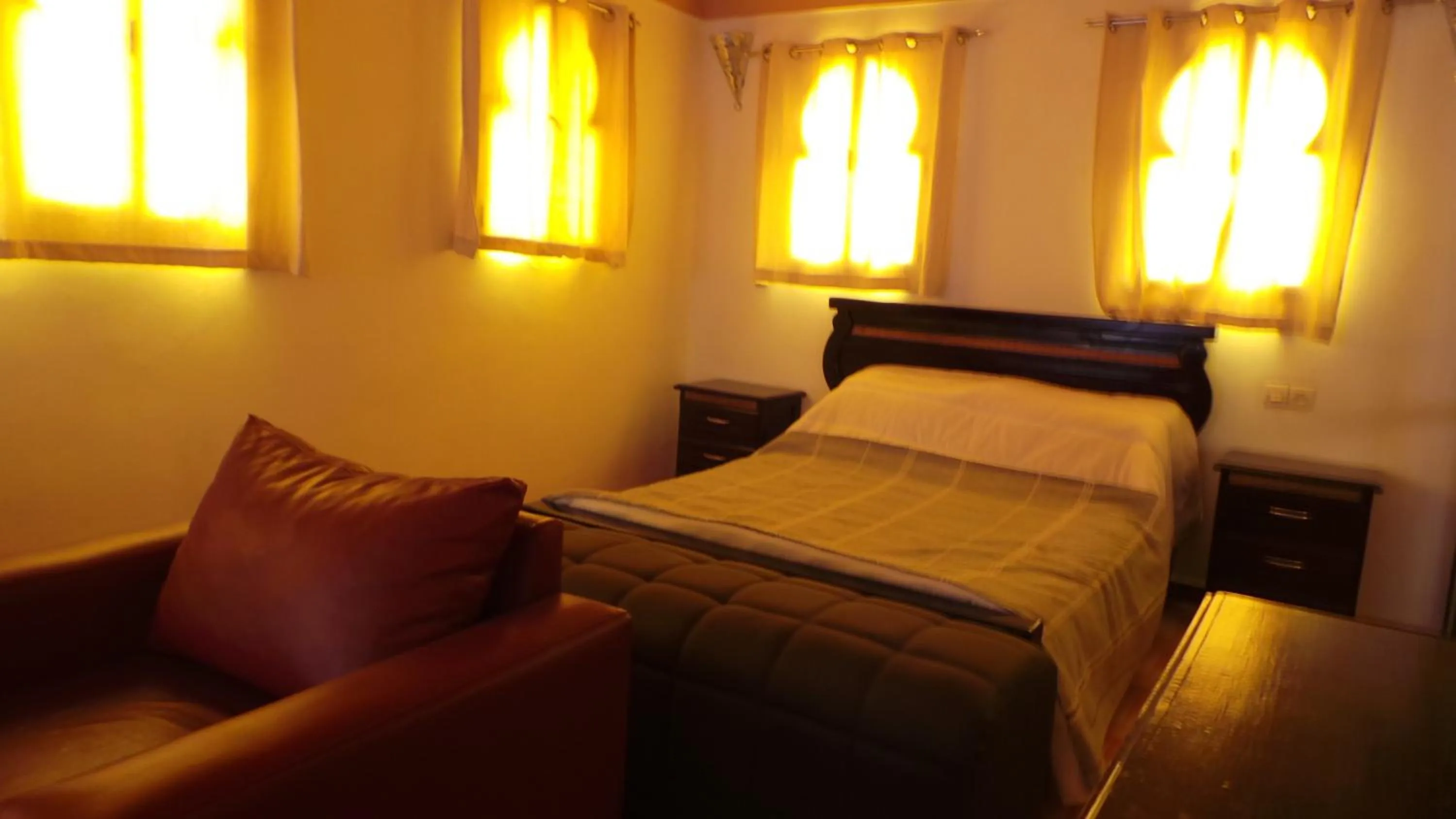 Bed in Targafit Hotel & Hammam