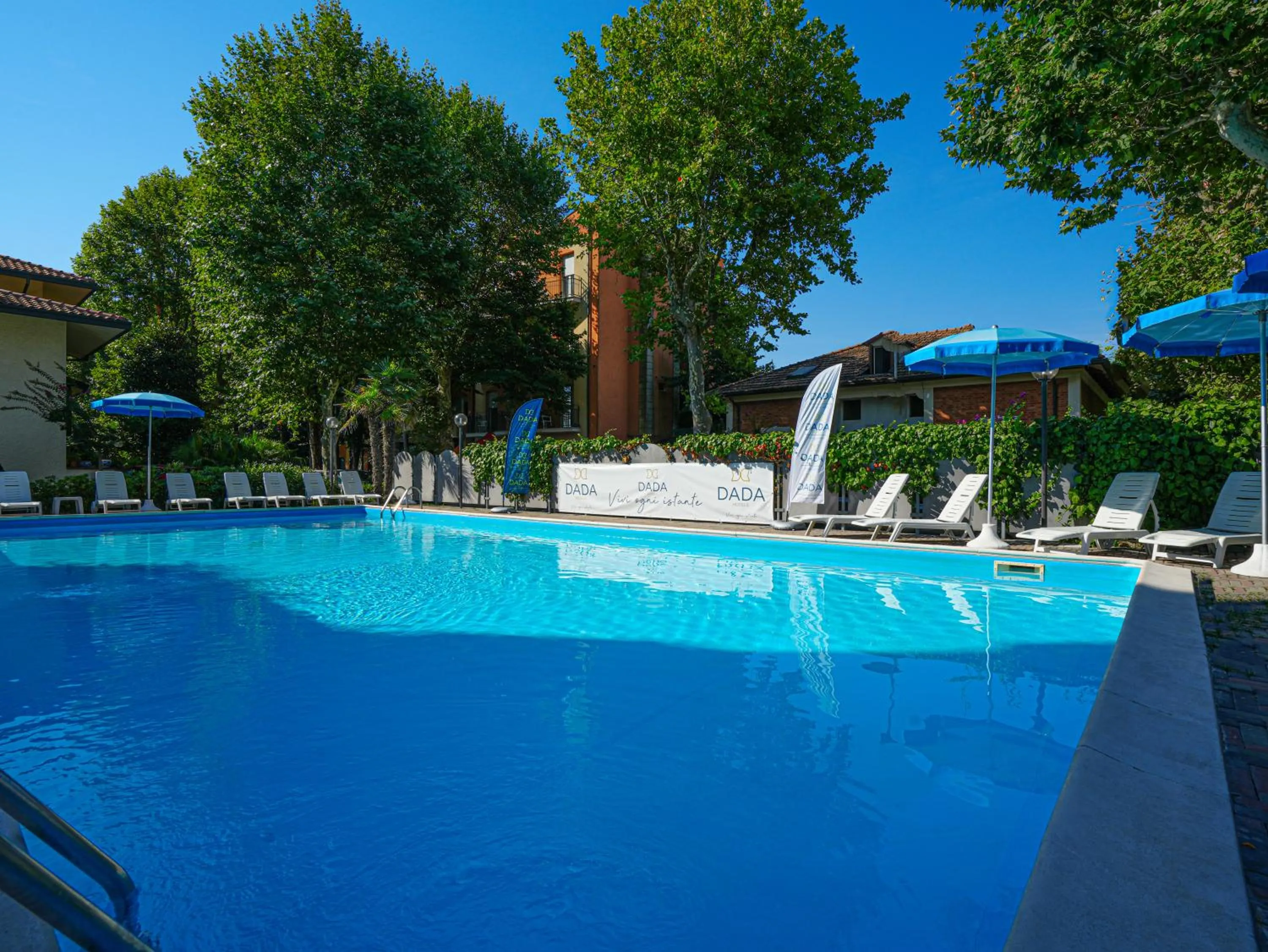 Garden in Dasamo Hotel - Dada Hotels