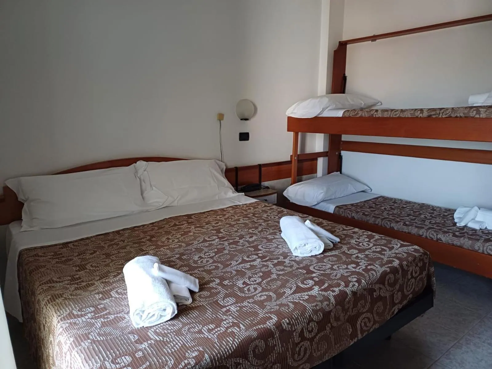 Bedroom in Dasamo Hotel - Dada Hotels