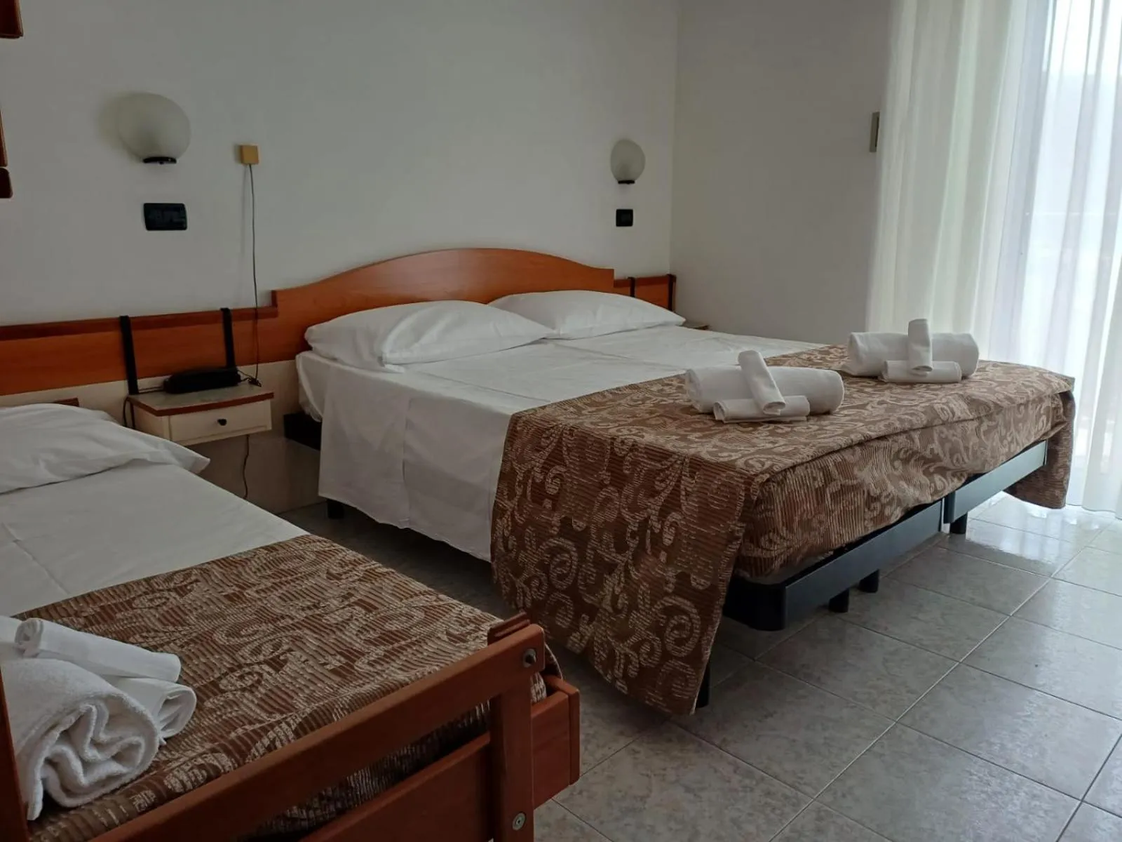 Bedroom in Dasamo Hotel - Dada Hotels