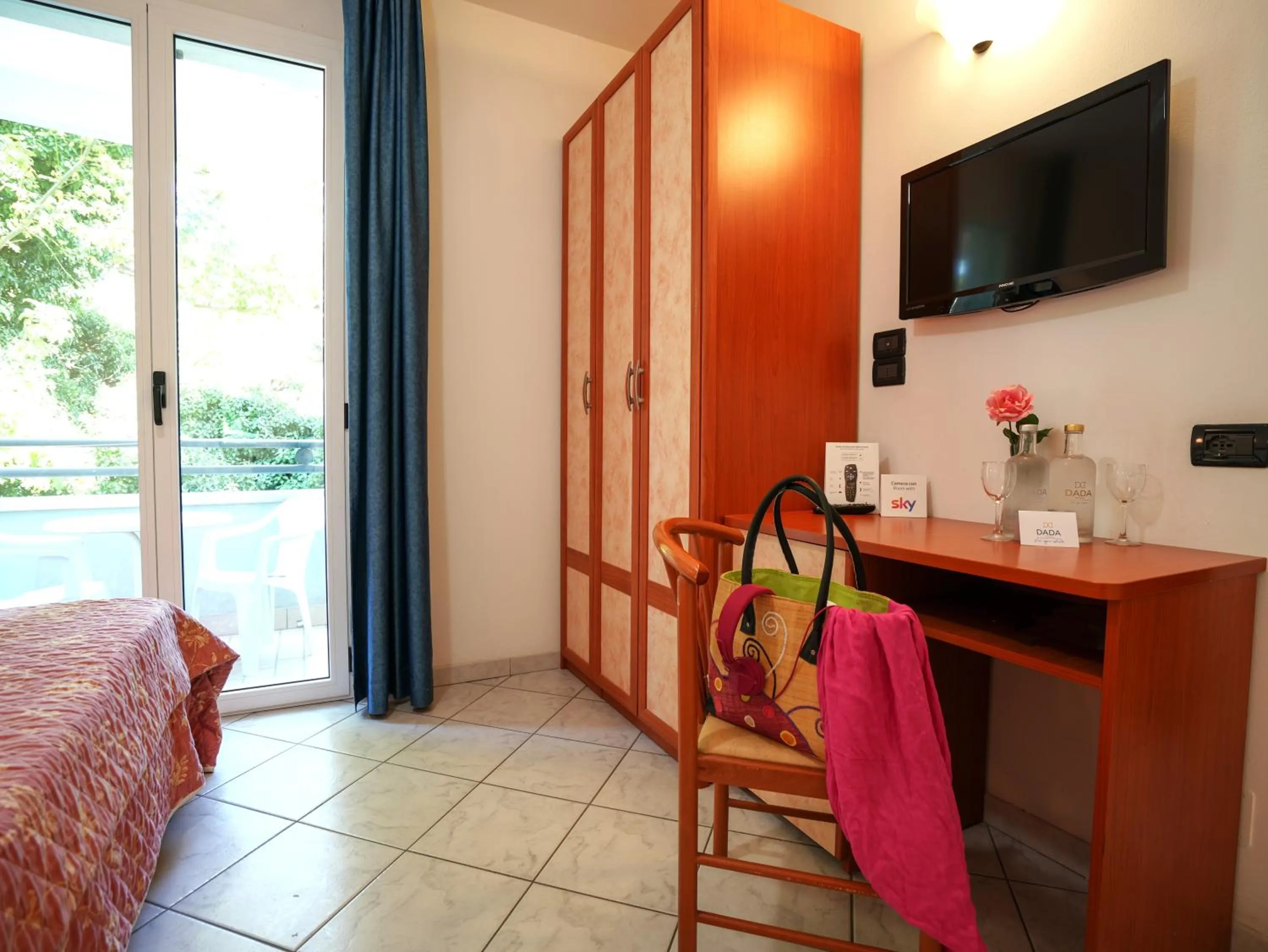 Bedroom in Dasamo Hotel - Dada Hotels