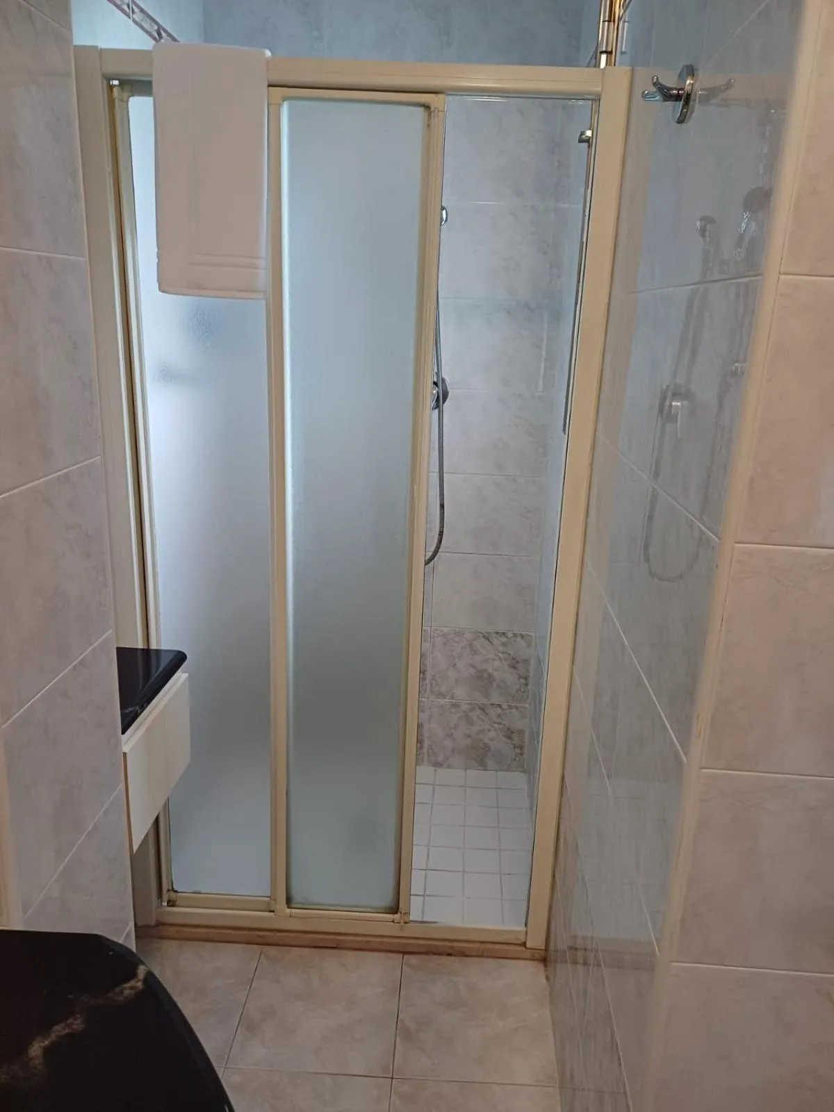 Bedroom in Dasamo Hotel - Dada Hotels