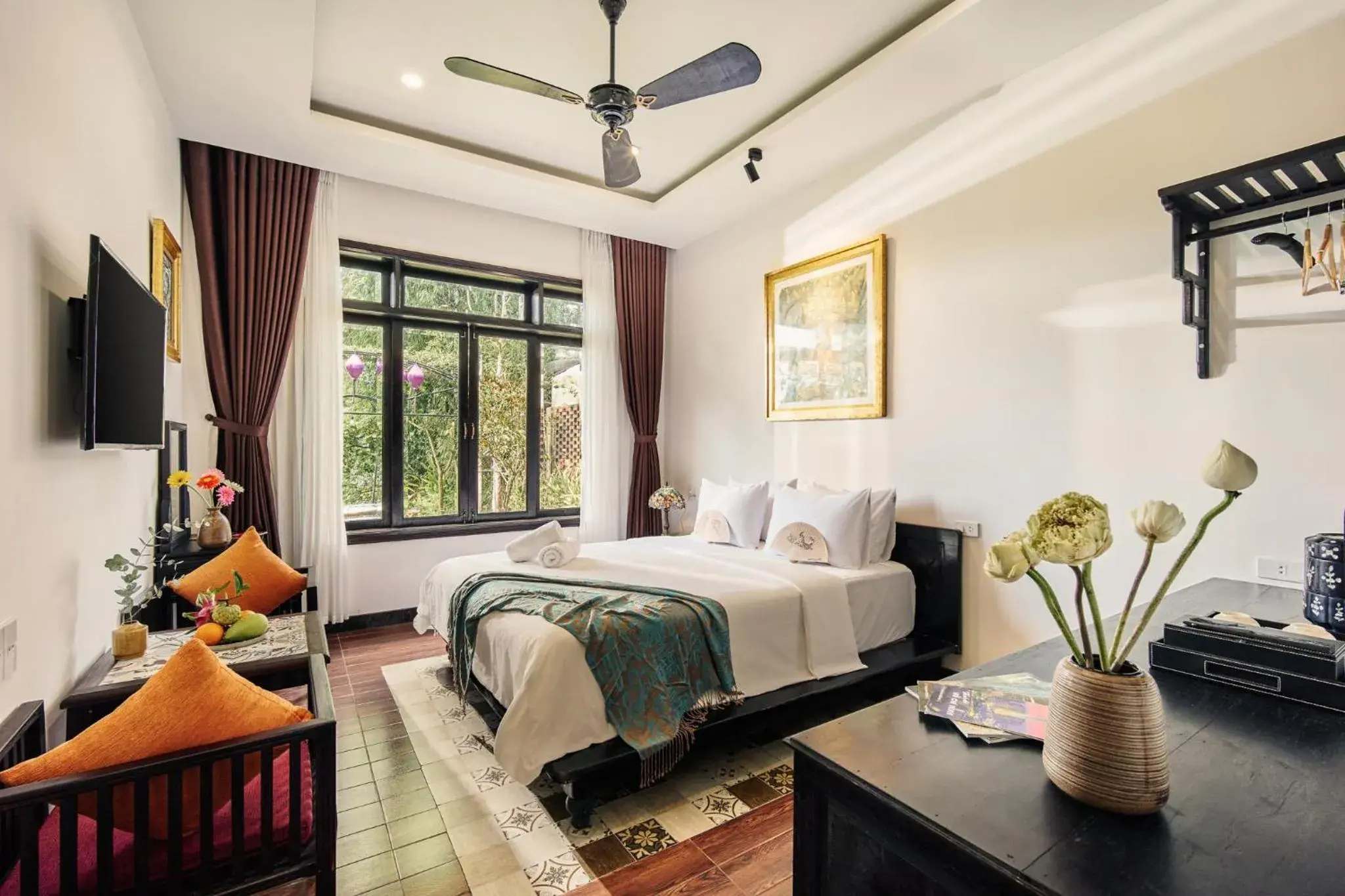 Queen Room with Garden View in Art Museum Villa Hoi An Queen Room with Garden View in Art Museum Villa Hoi An