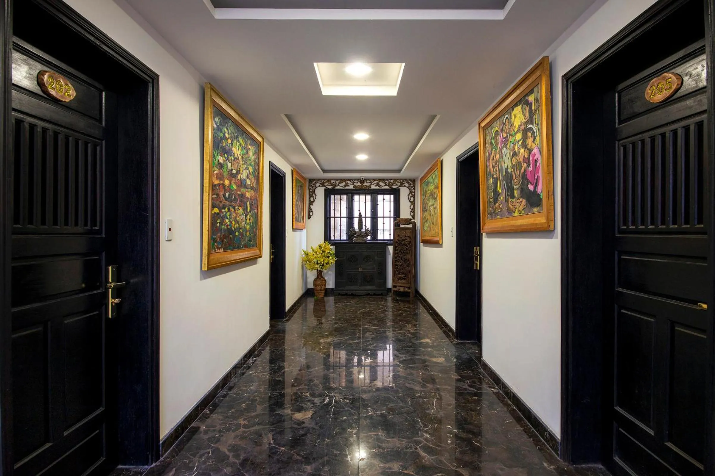 Patio in Art Museum Villa Hoi An