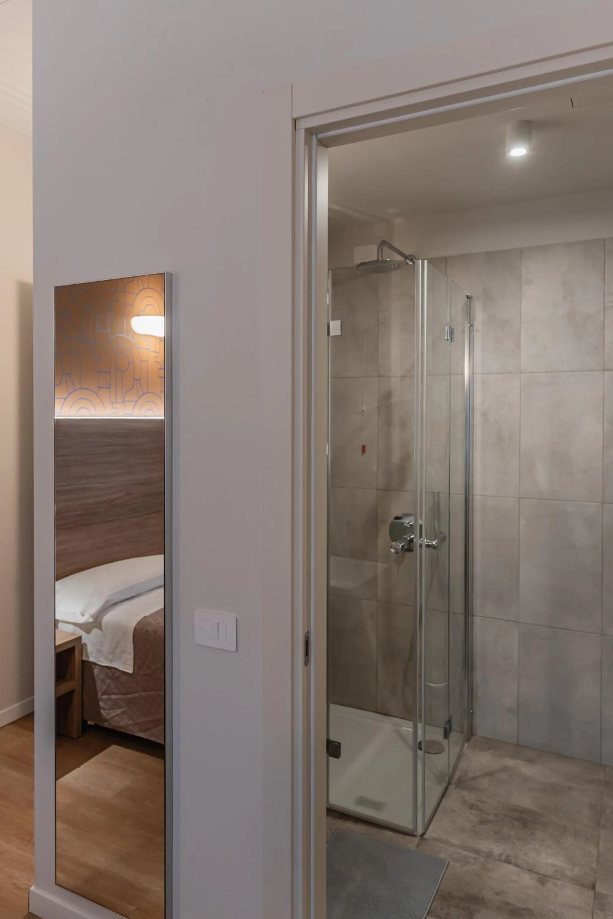 Shower in Hotel Del Sole