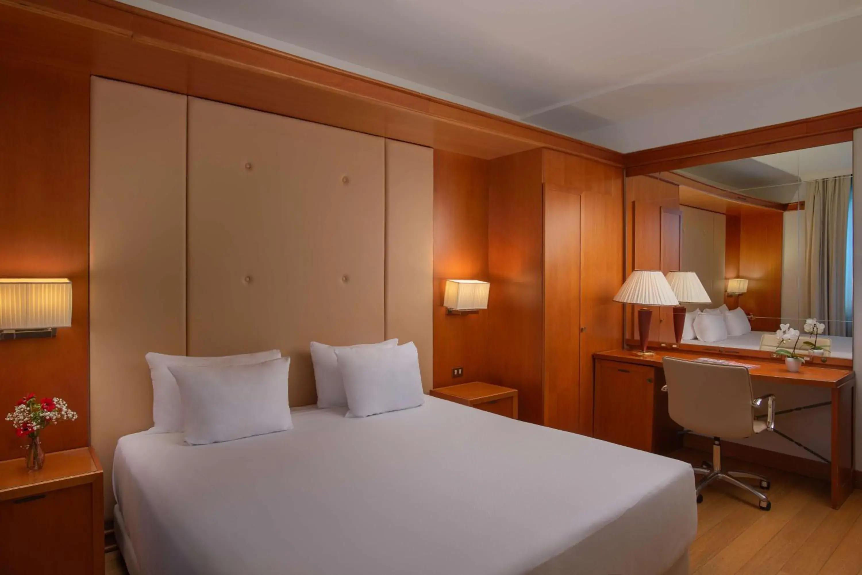 Bedroom, Bed in NH Pisa Bedroom, Bed in NH Pisa