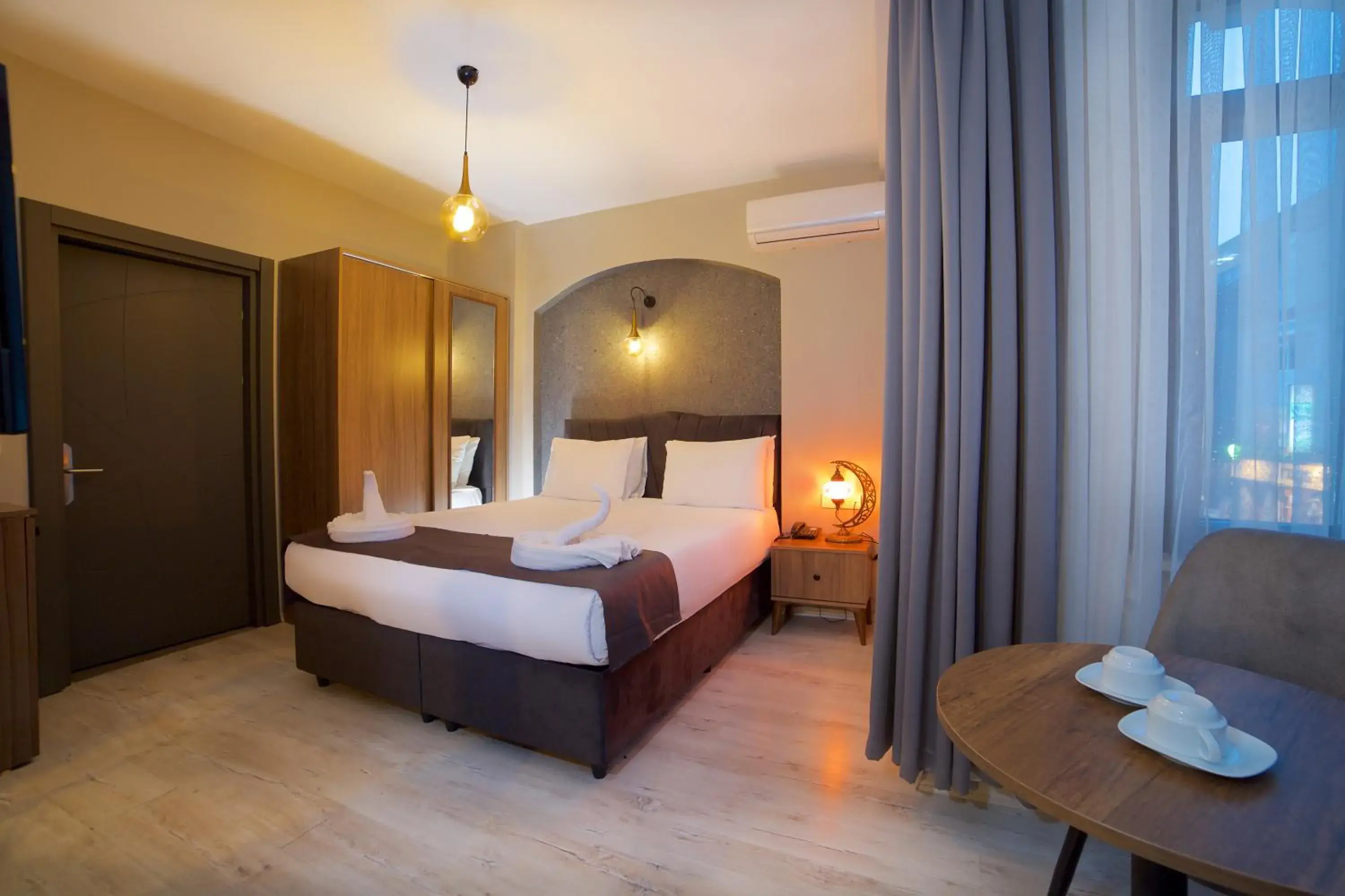 Bed in La Vida Old City Hotel Bed in La Vida Old City Hotel