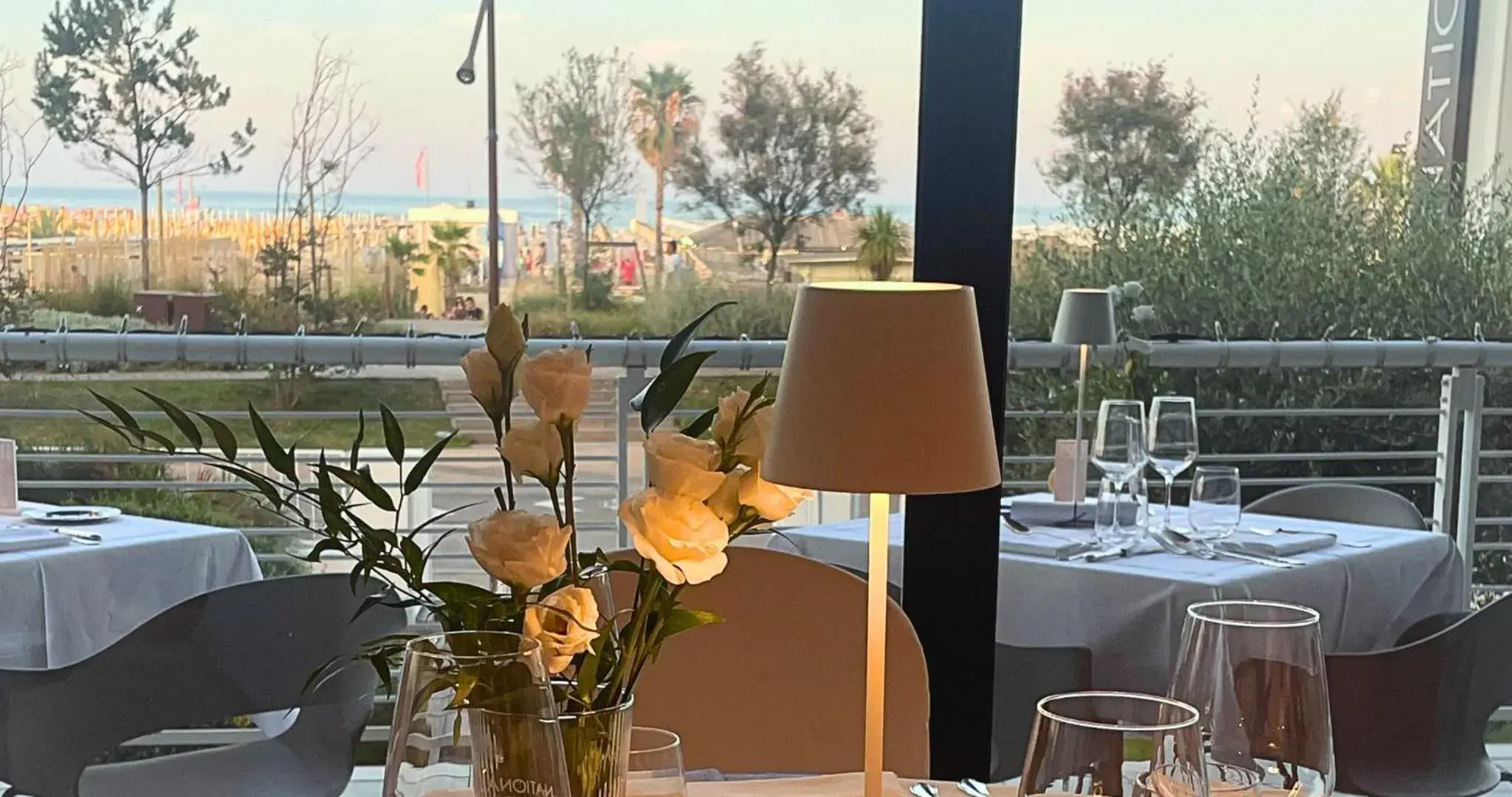 Restaurant/places to eat in National Hotel Restaurant/places to eat in National Hotel