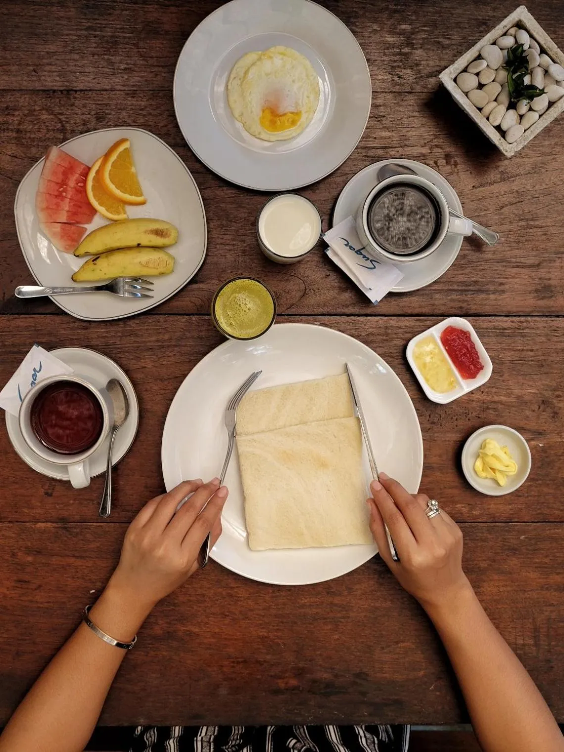 Food and drinks in Cempaka Borobudur Guest House