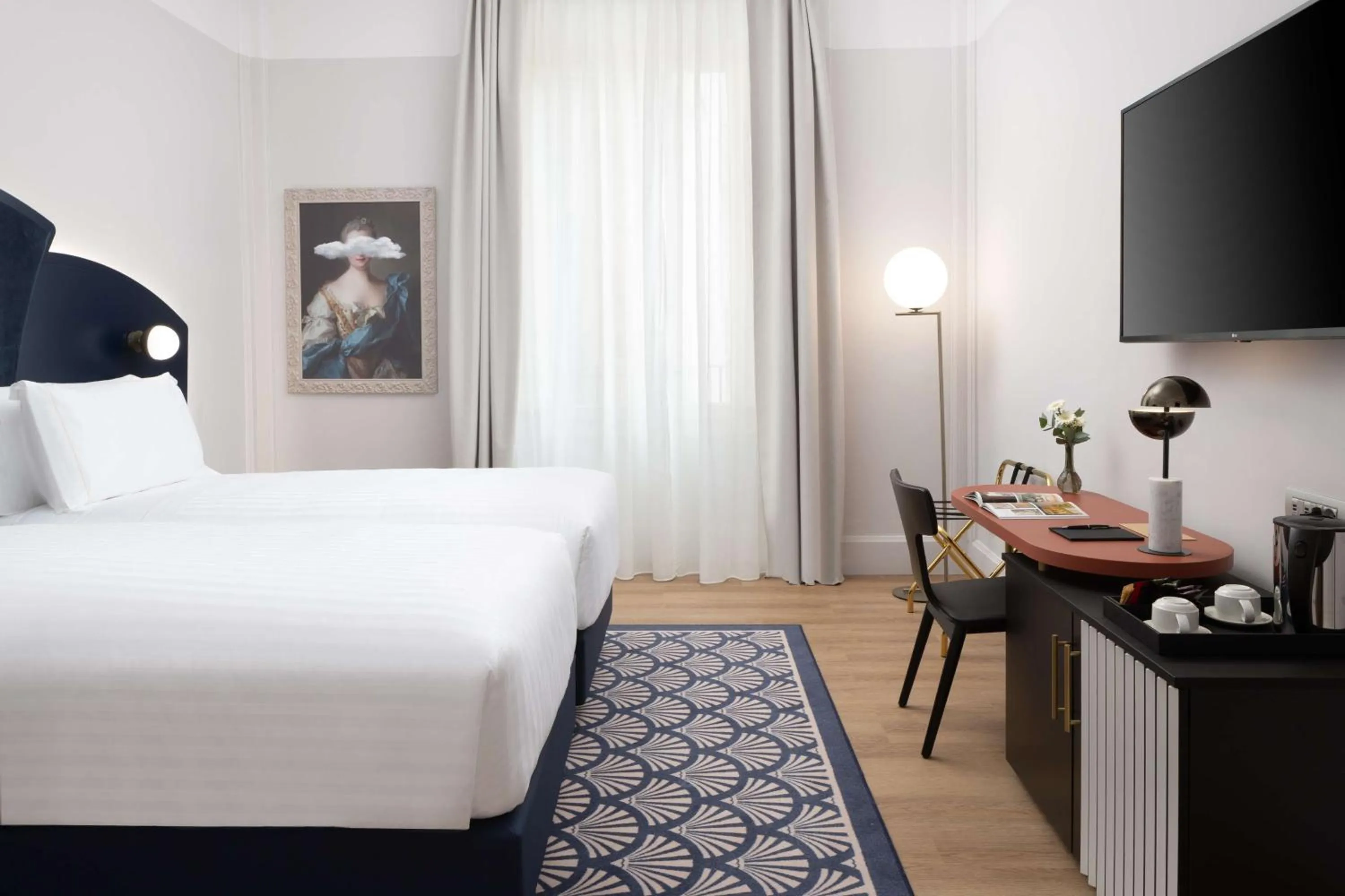 Bedroom, Bed in Anglo American Hotel Florence, Curio Collection By Hilton