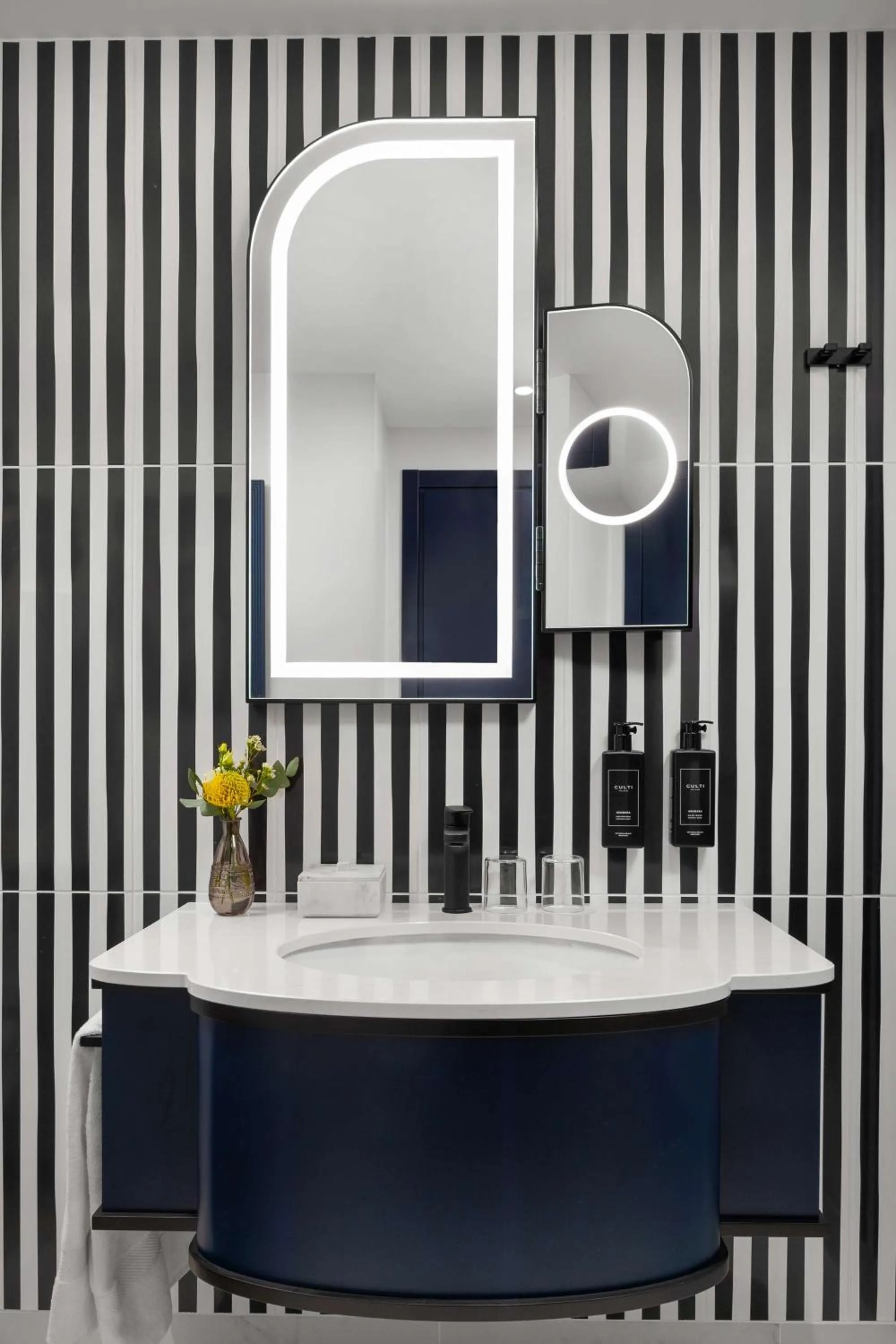 Bathroom in Anglo American Hotel Florence, Curio Collection By Hilton