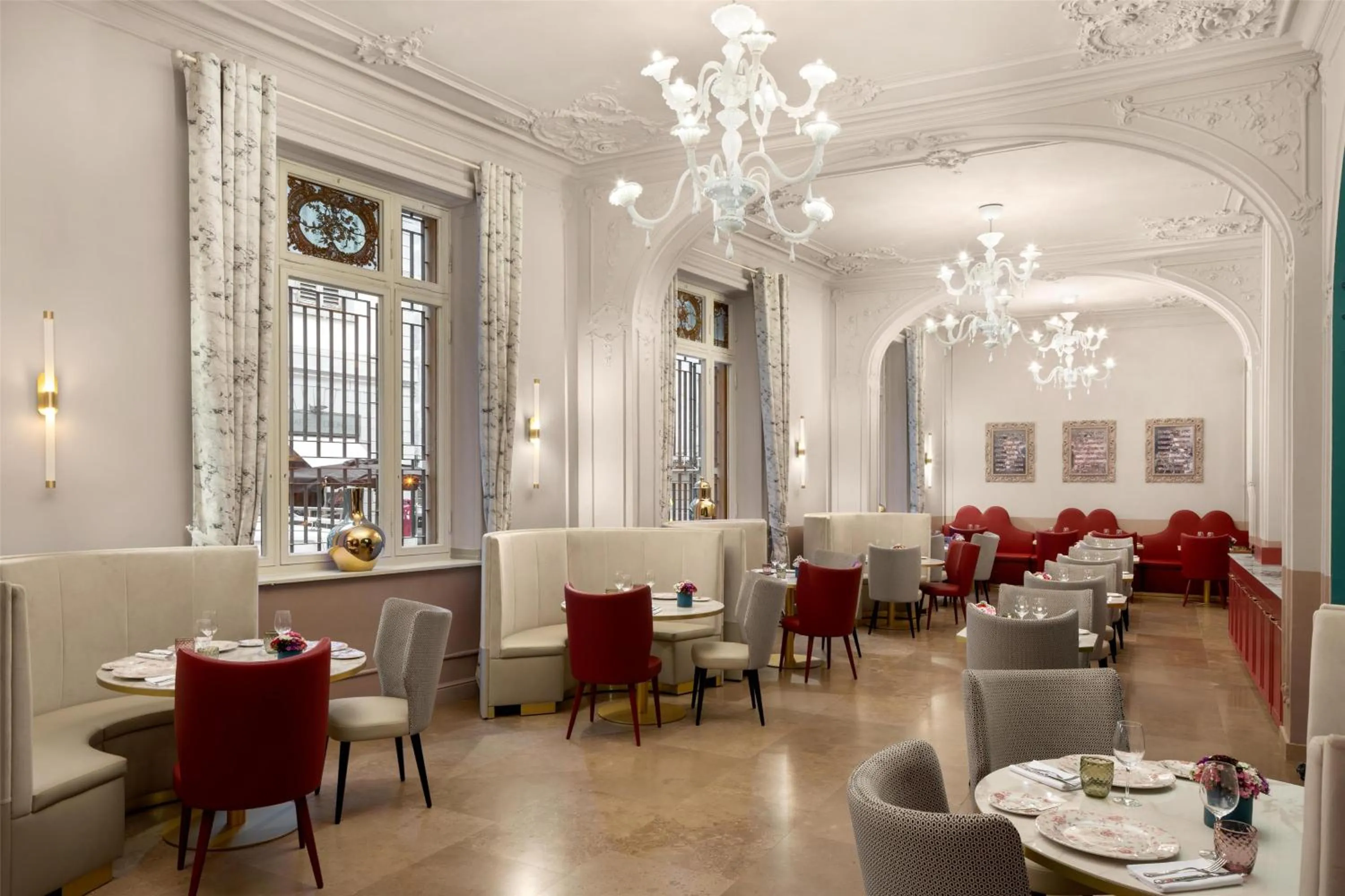 Restaurant/places to eat in Anglo American Hotel Florence, Curio Collection By Hilton