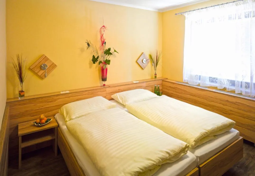Bed in Gasthof Franzl