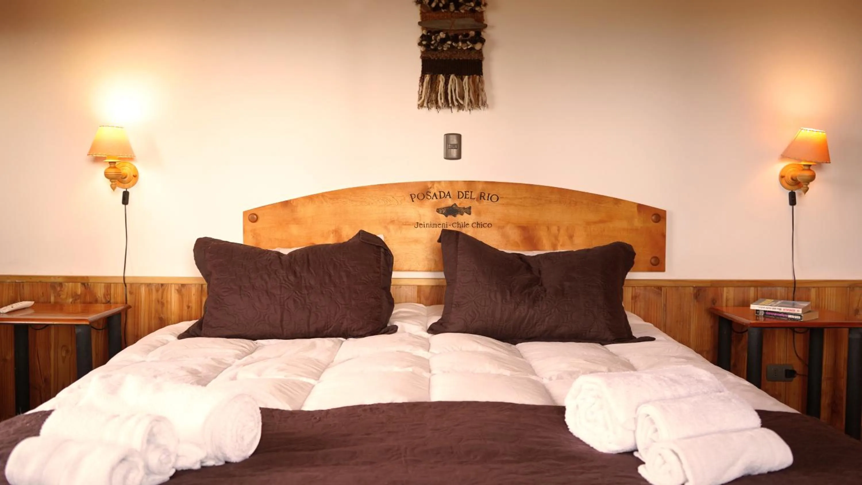 Bed in Hotel Posada del Río - Chile Chico