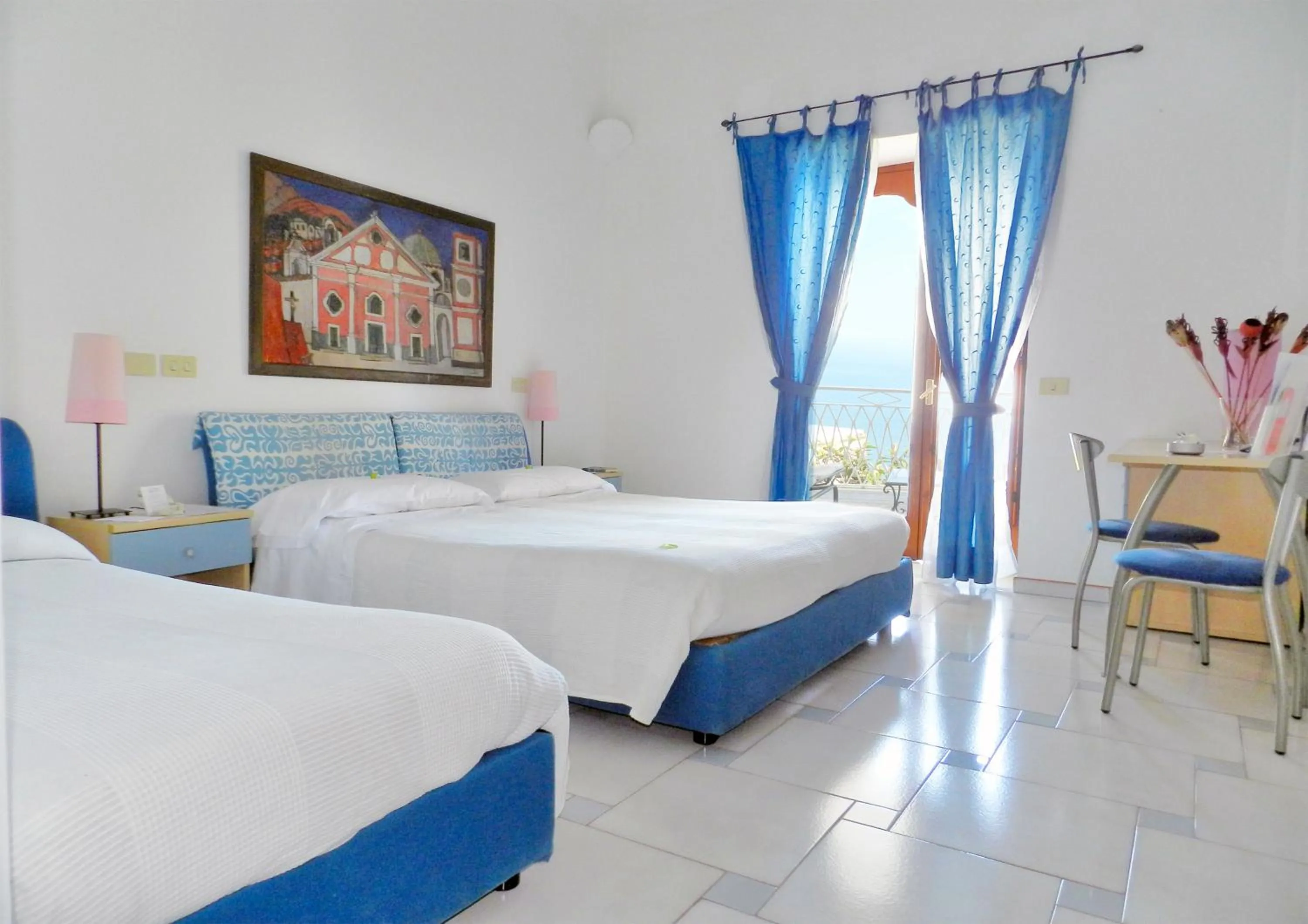 Other, Bed in Hotel Holiday