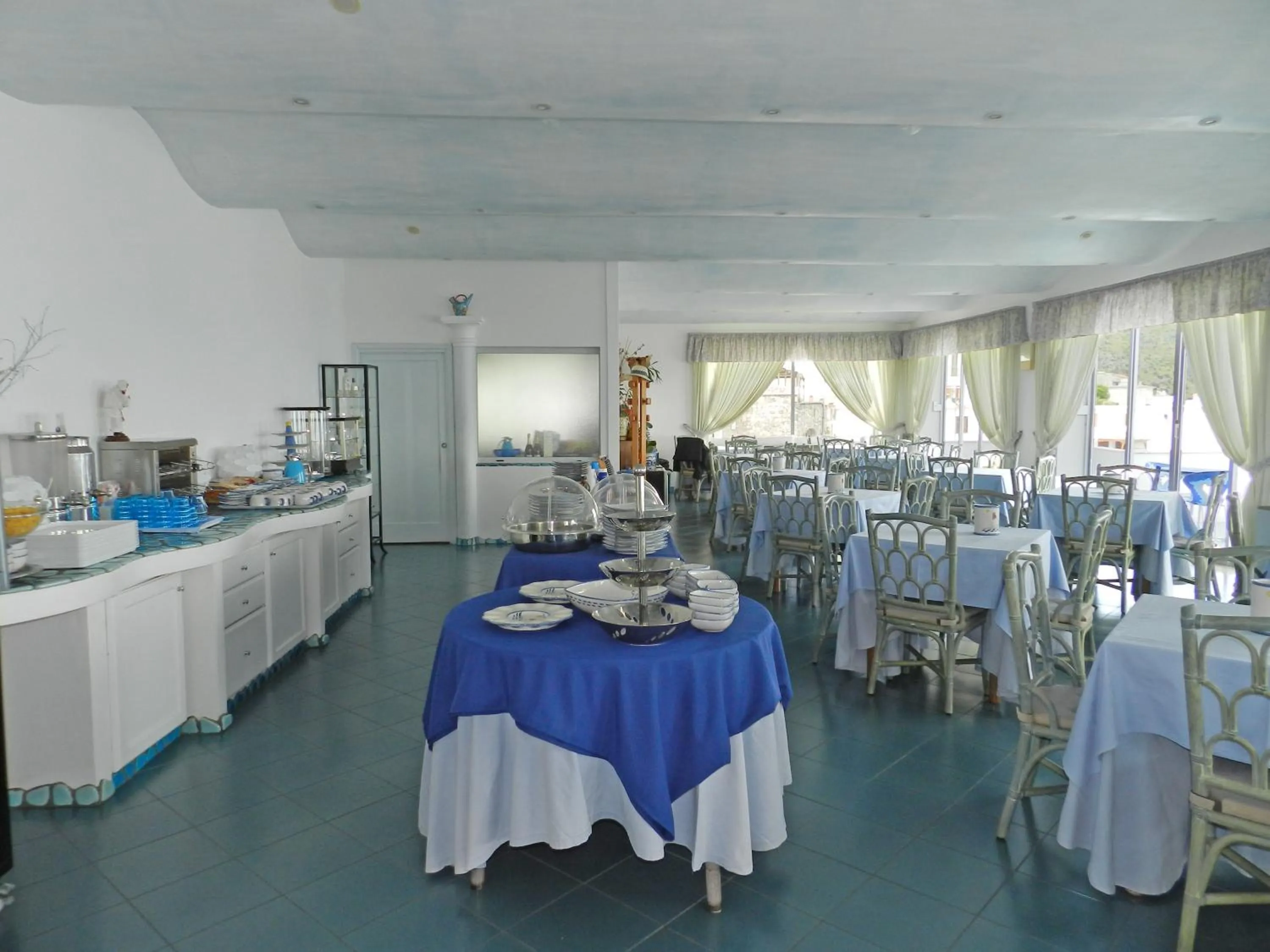 Lounge or bar in Hotel Holiday